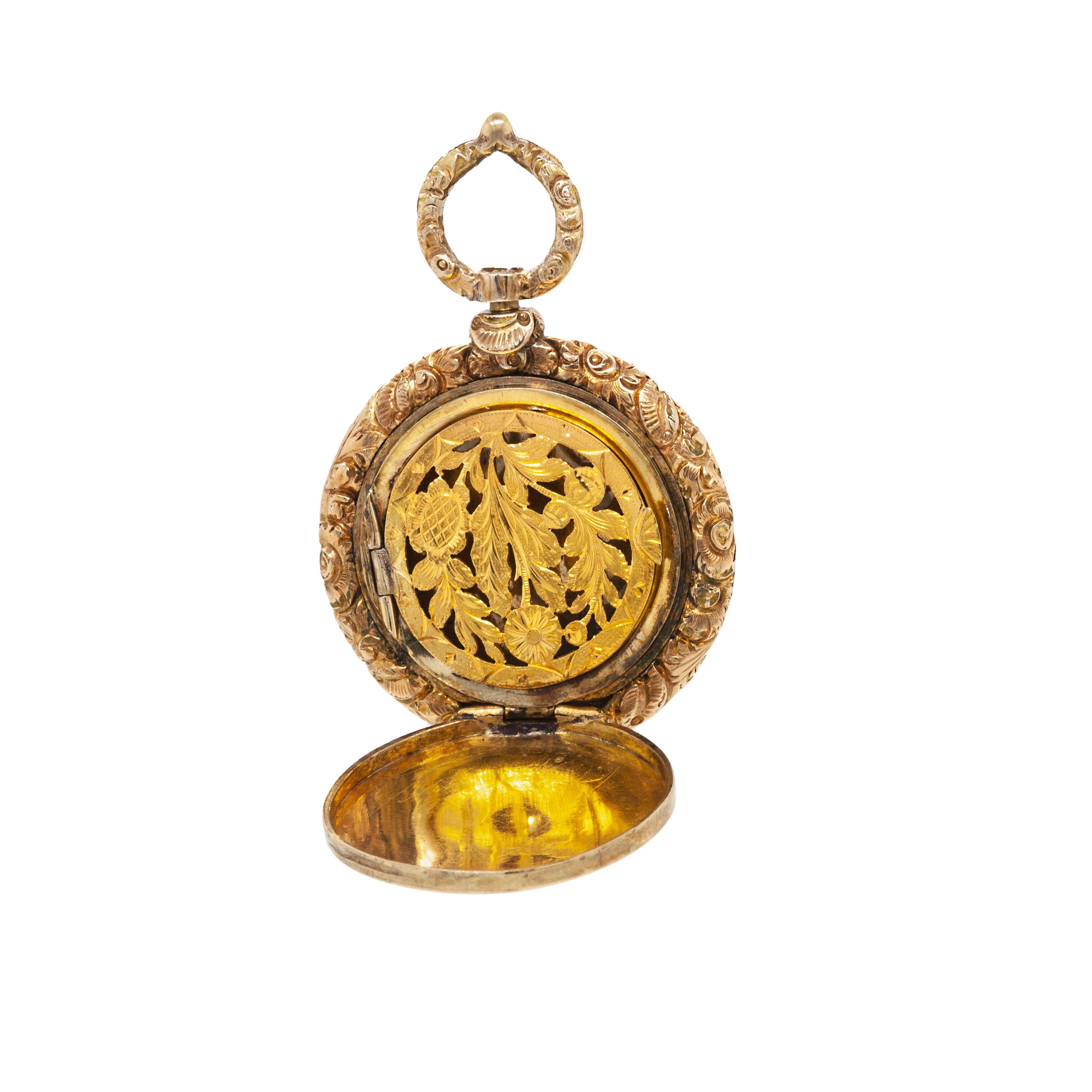 Early Victorian Antique Victorian Vinaigrette 10 Carat Yellow Gold Perfume Locket Pendant For Sale