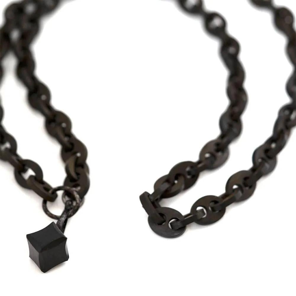 Antica collana vittoriana di charme a maglie larghe in vulcanite In condizioni buone in vendita a London, GB