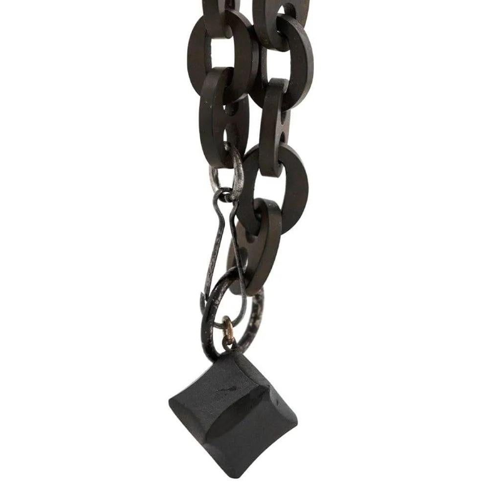 Antica collana vittoriana di charme a maglie larghe in vulcanite in vendita 3