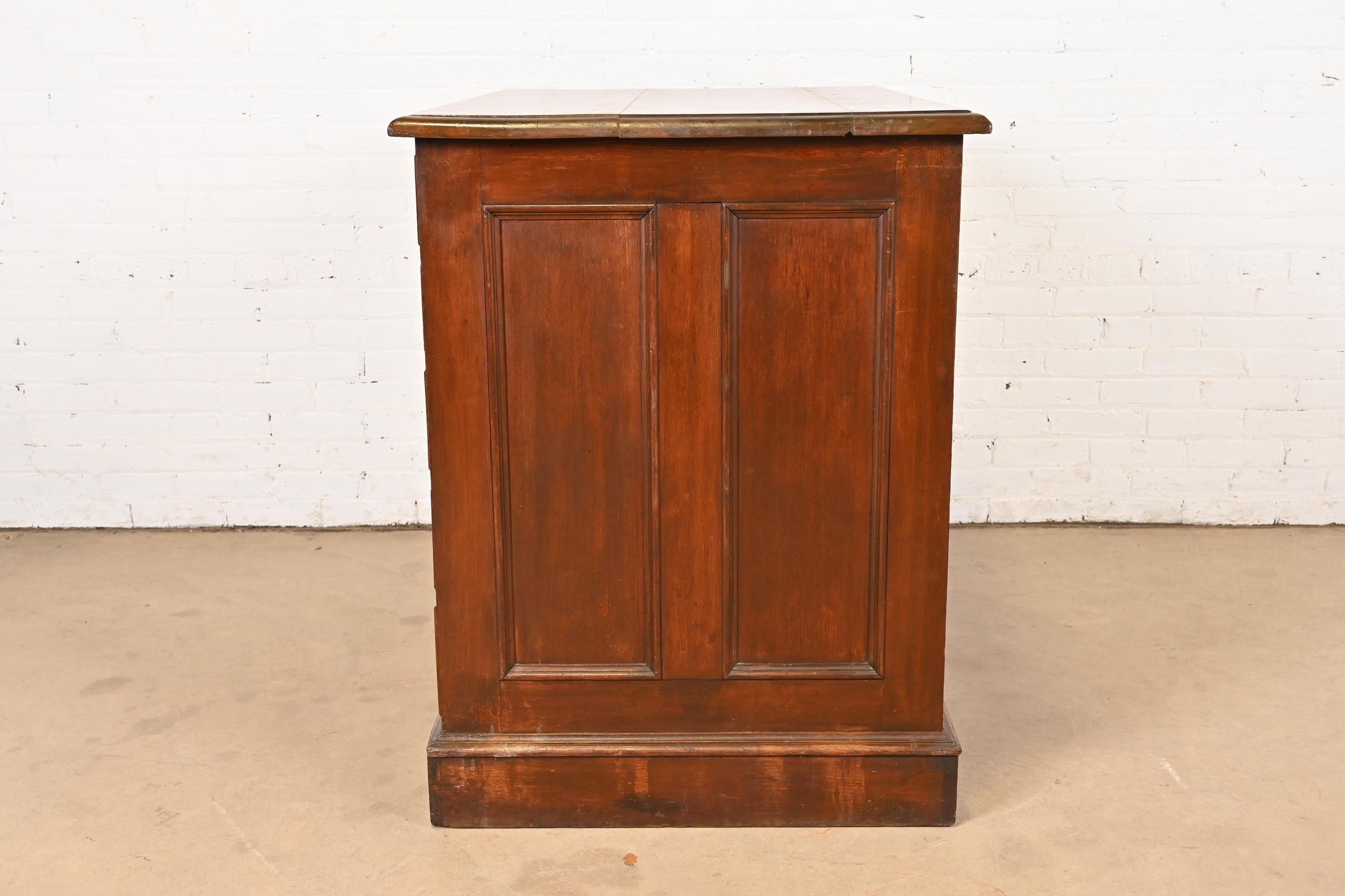 Antique Victorian Walnut Architect's Blueprint Flat File Cabinet  For Sale 6