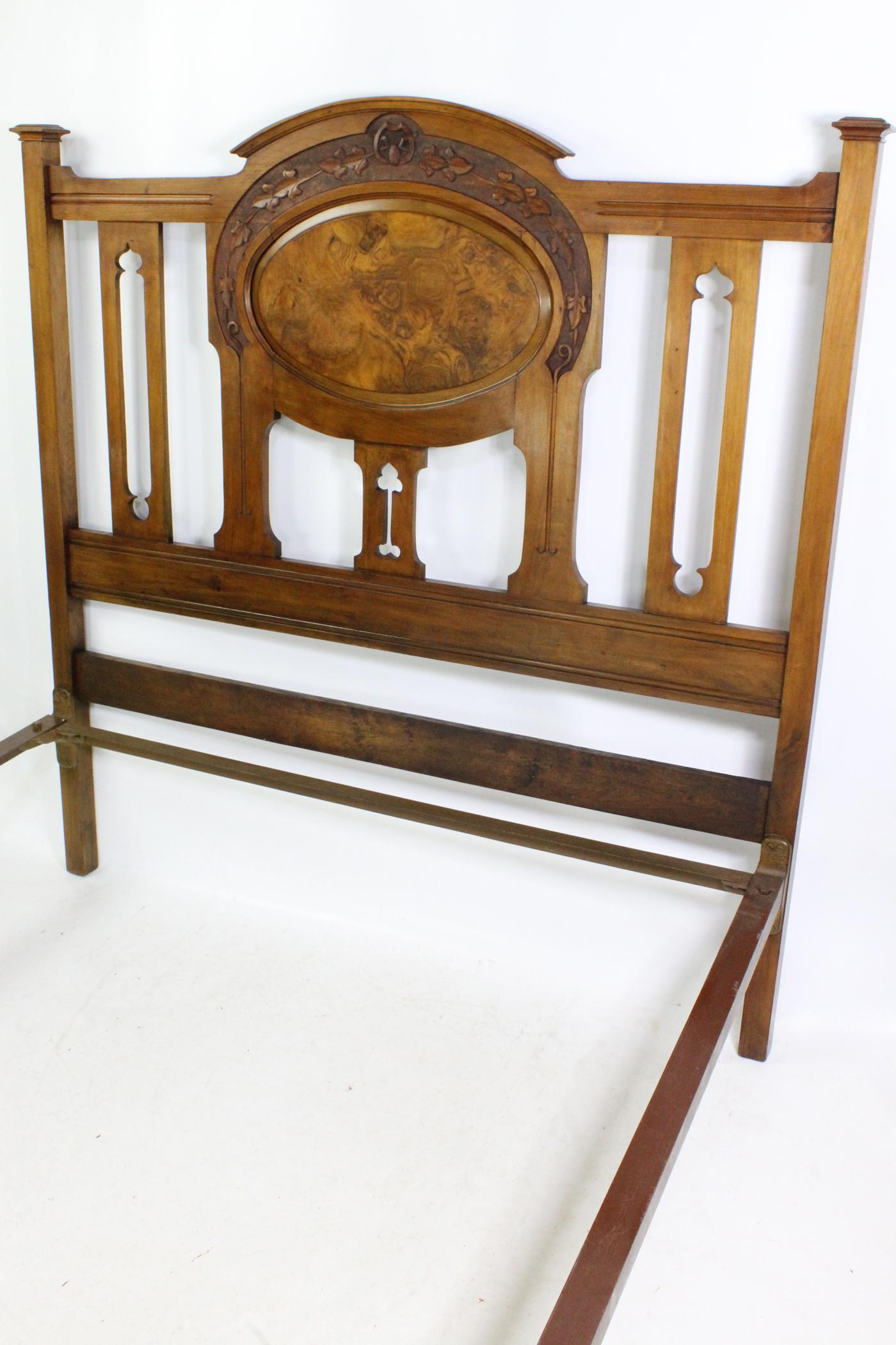 Antique Victorian Walnut Arts & Crafts Double Bed, Full Size English Bedstead For Sale 8