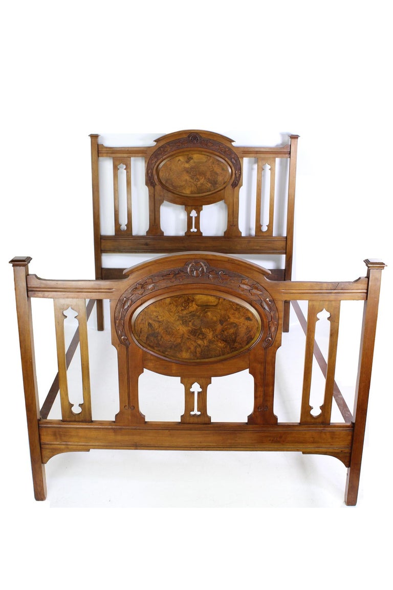 Antique Victorian Walnut Arts and Crafts Double Bed, Full Size English