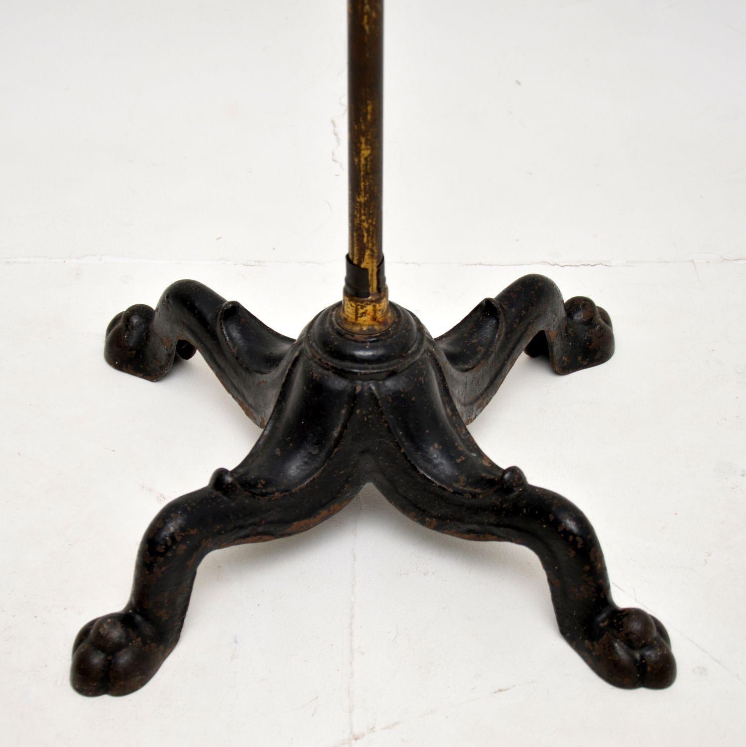 Antique Victorian Walnut, Brass & Iron Reading / Music Stand In Good Condition In London, GB