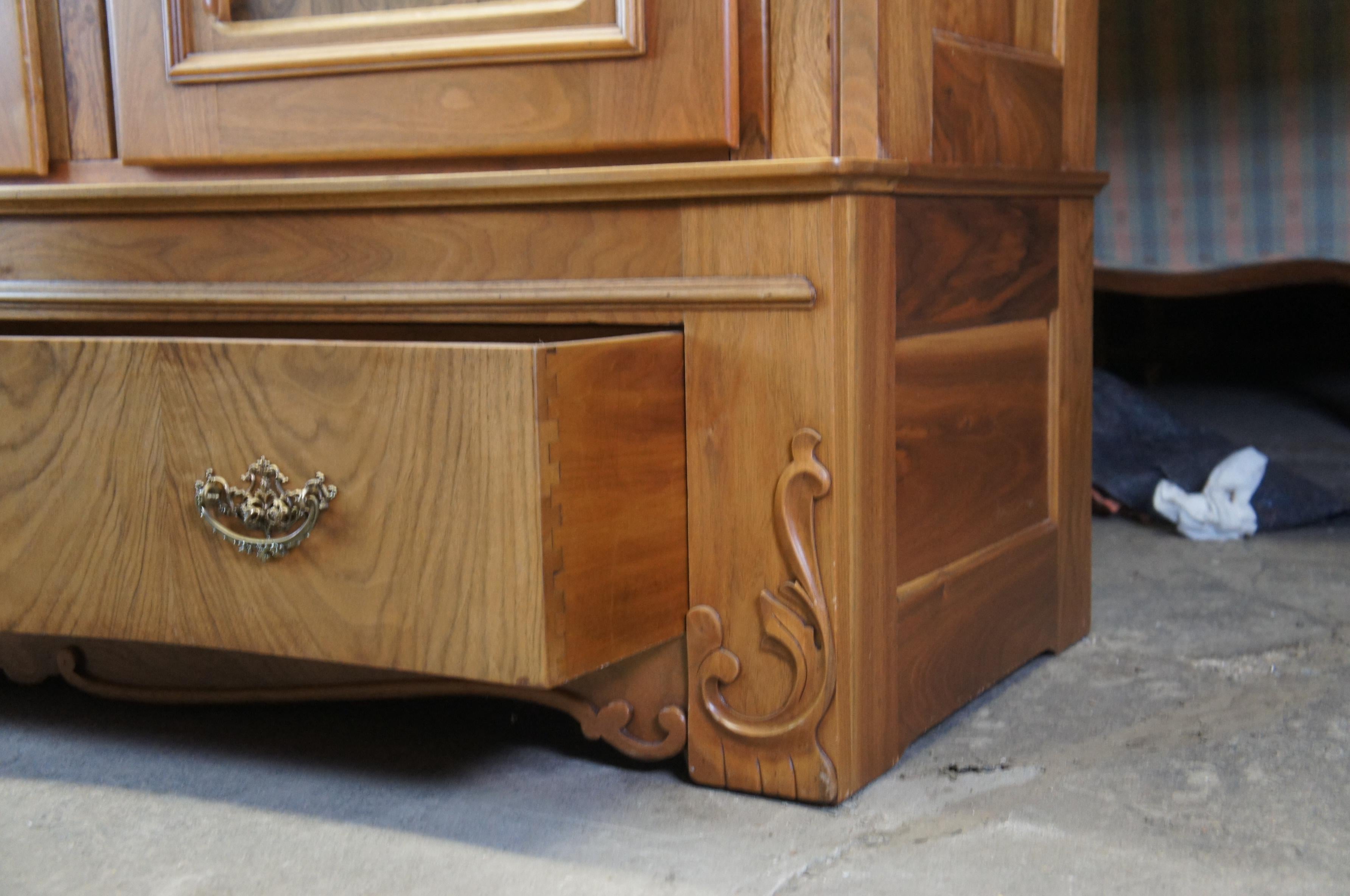 Antique Victorian Walnut Burl Knockdown Armoire Wardrobe Chifforobe Linen Press 3