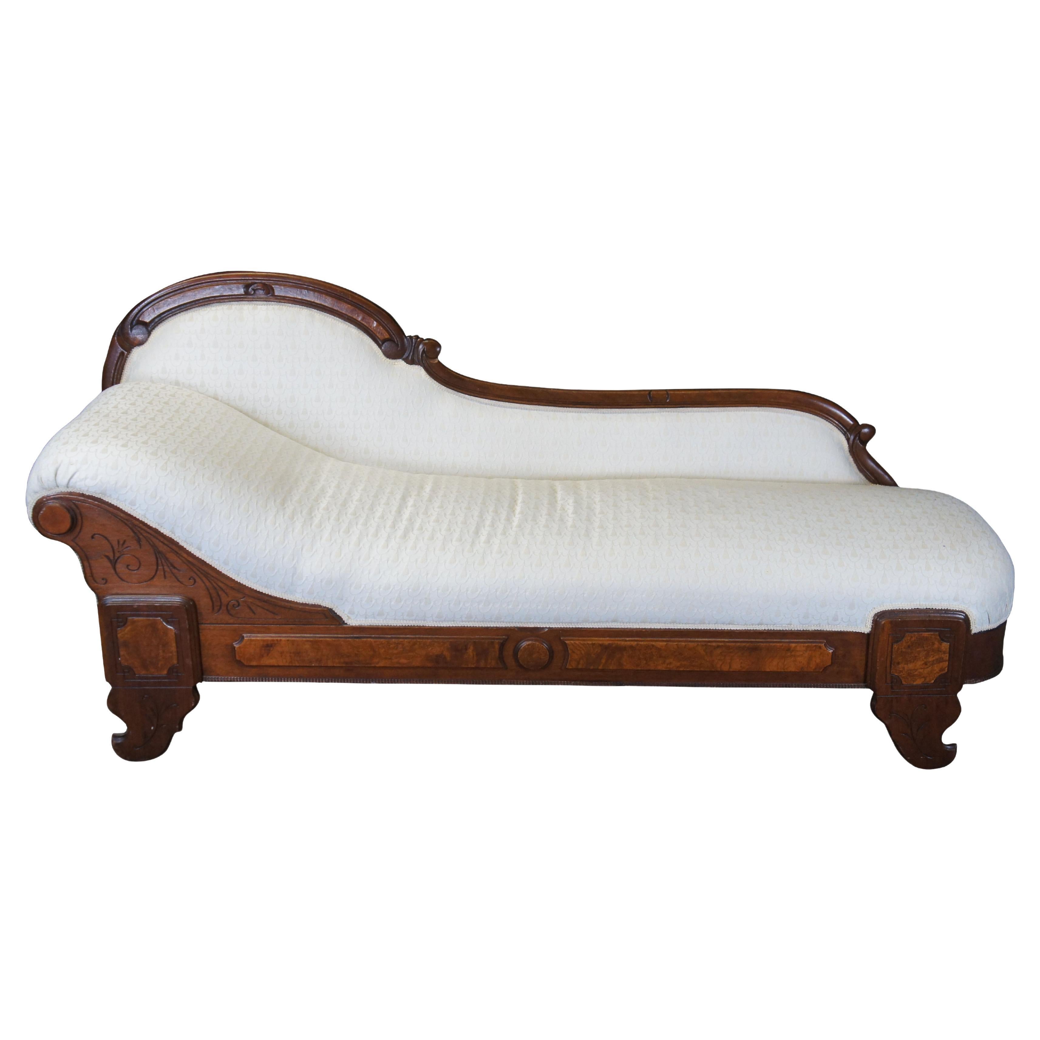 Antique Victorian Walnut Burl Récamier Chaise Lounge Fainting Couch Sleeper Sofa For Sale