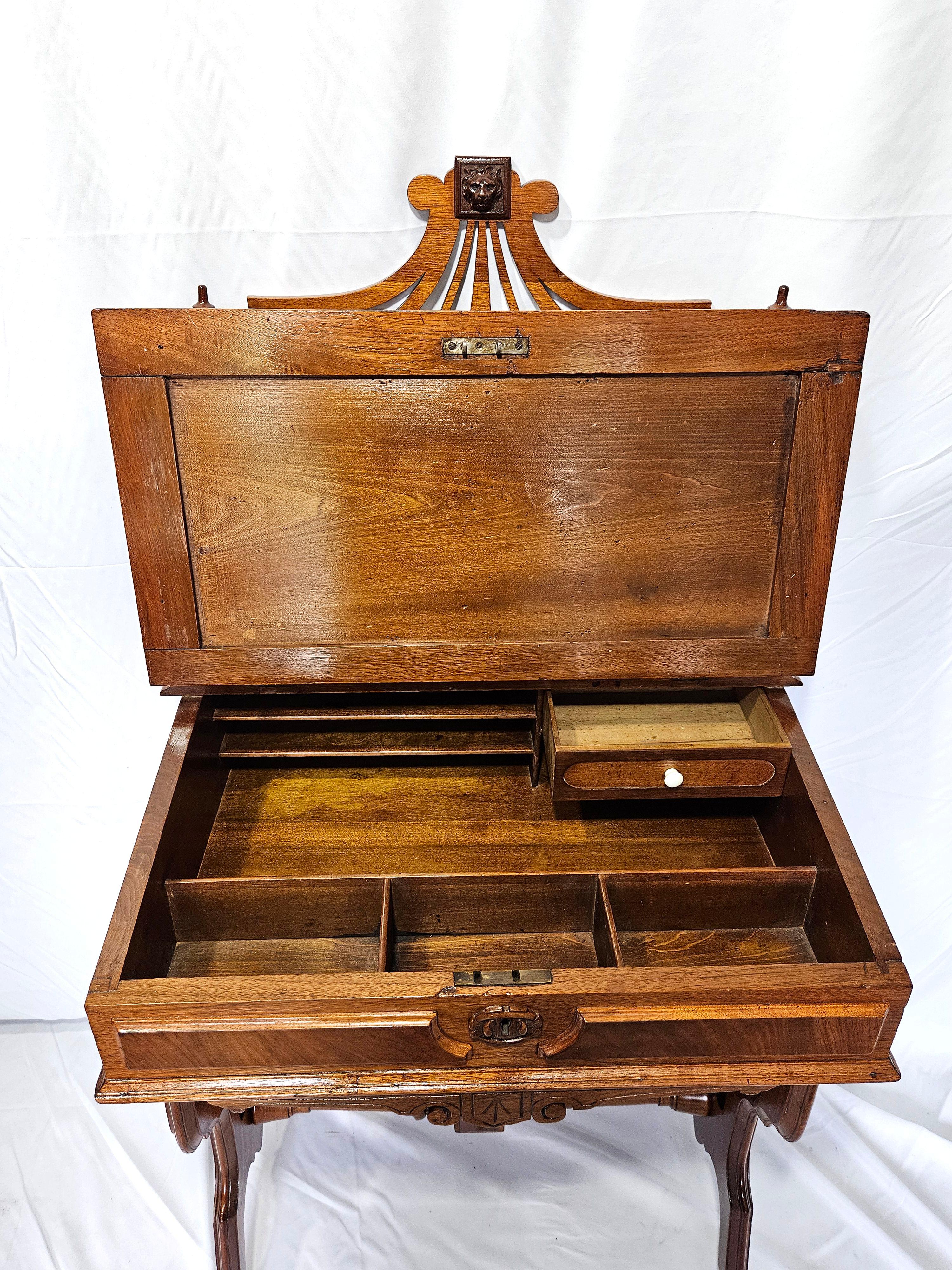Escritorio antiguo victoriano de nogal en venta 6