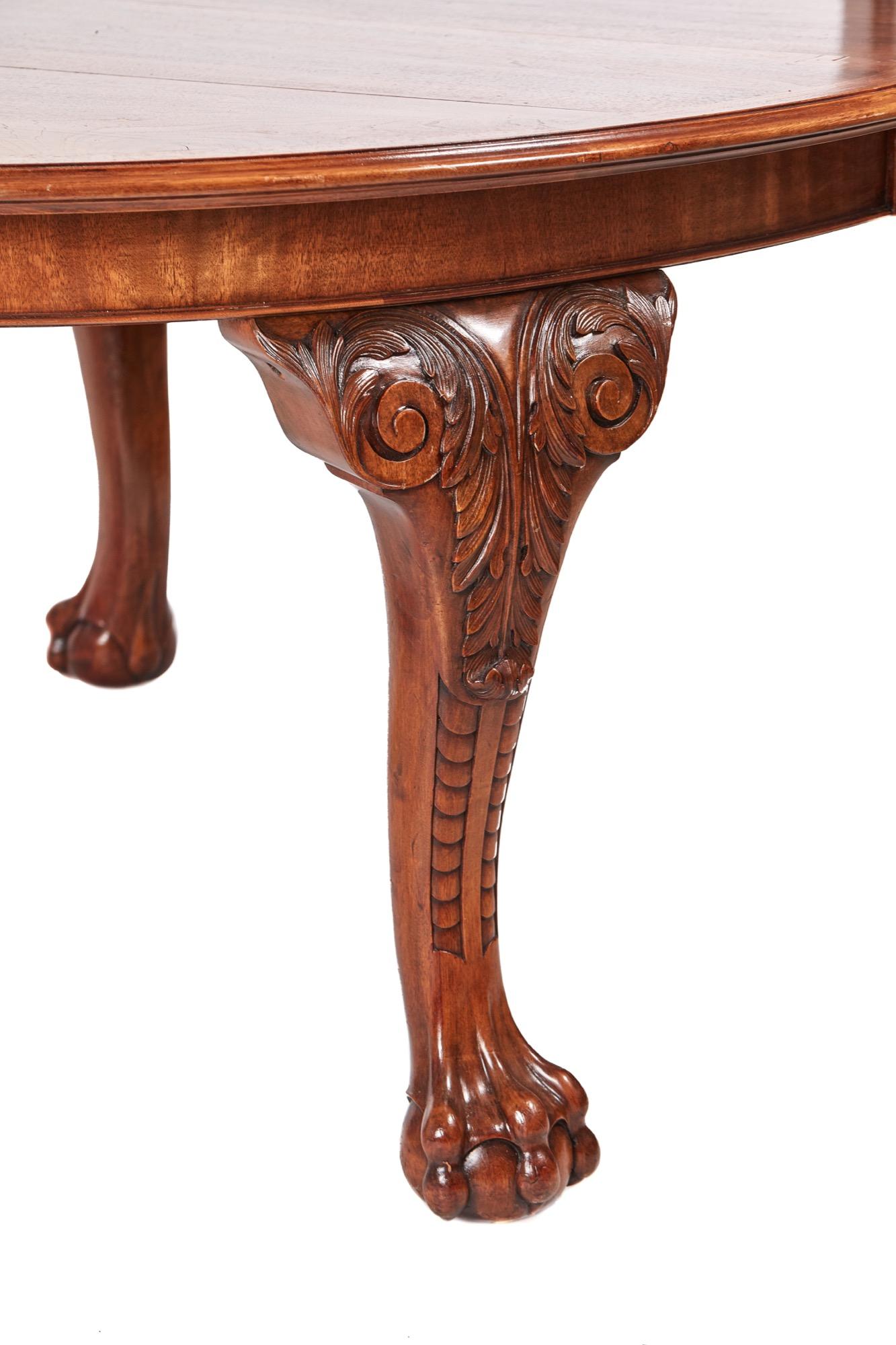 English Antique Victorian Walnut Extending Dining Table For Sale