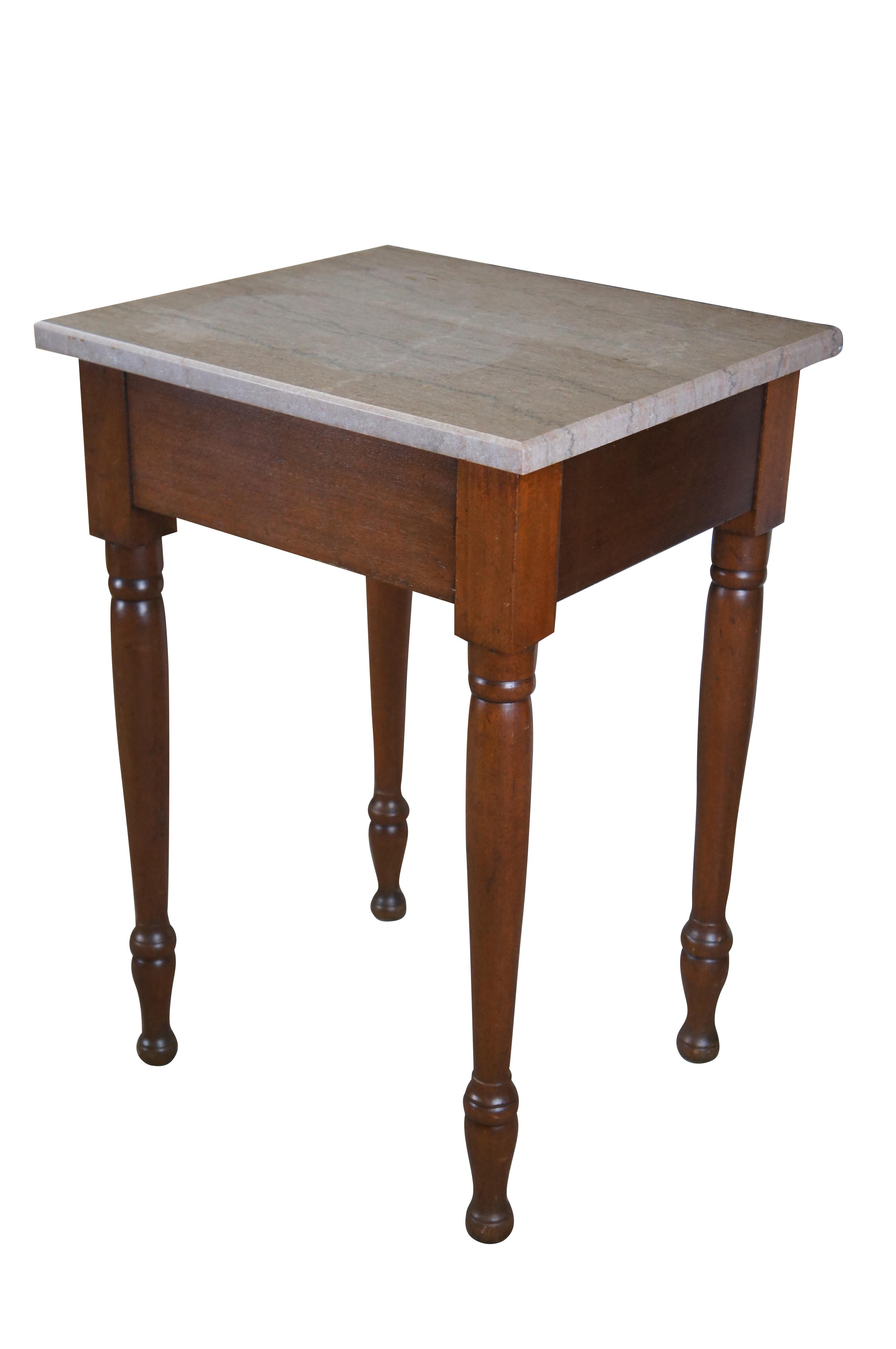 Antike viktorianische Nussbaum Granit Parlor Side End Tabelle Pedestal Skulptur Stand (Spätviktorianisch) im Angebot