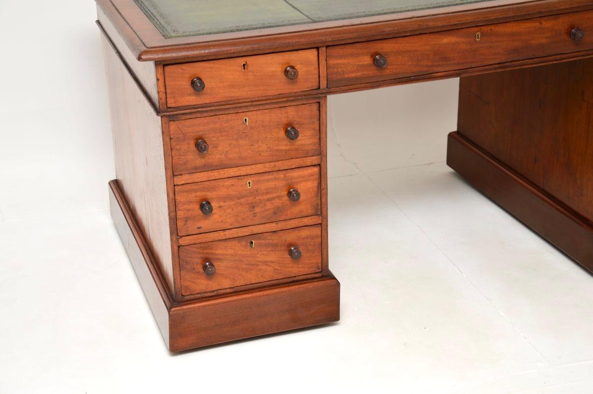Antique Victorian Walnut Leather Top Pedestal Desk For Sale 3