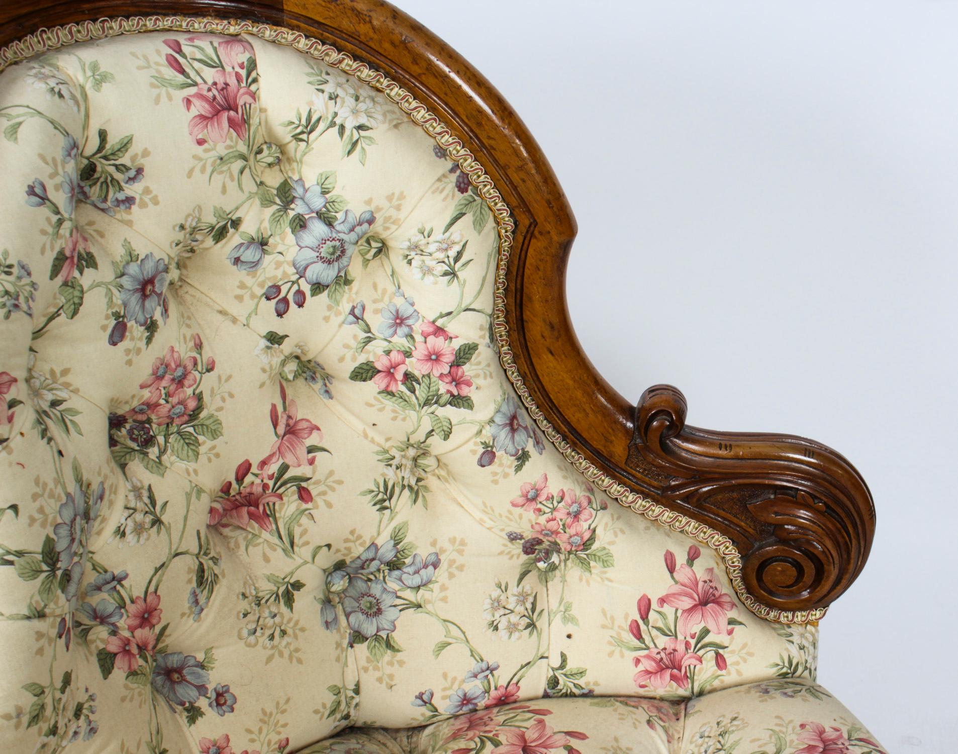 Antique Victorian Walnut Love Seat Conversation Settee, 19th Century 3