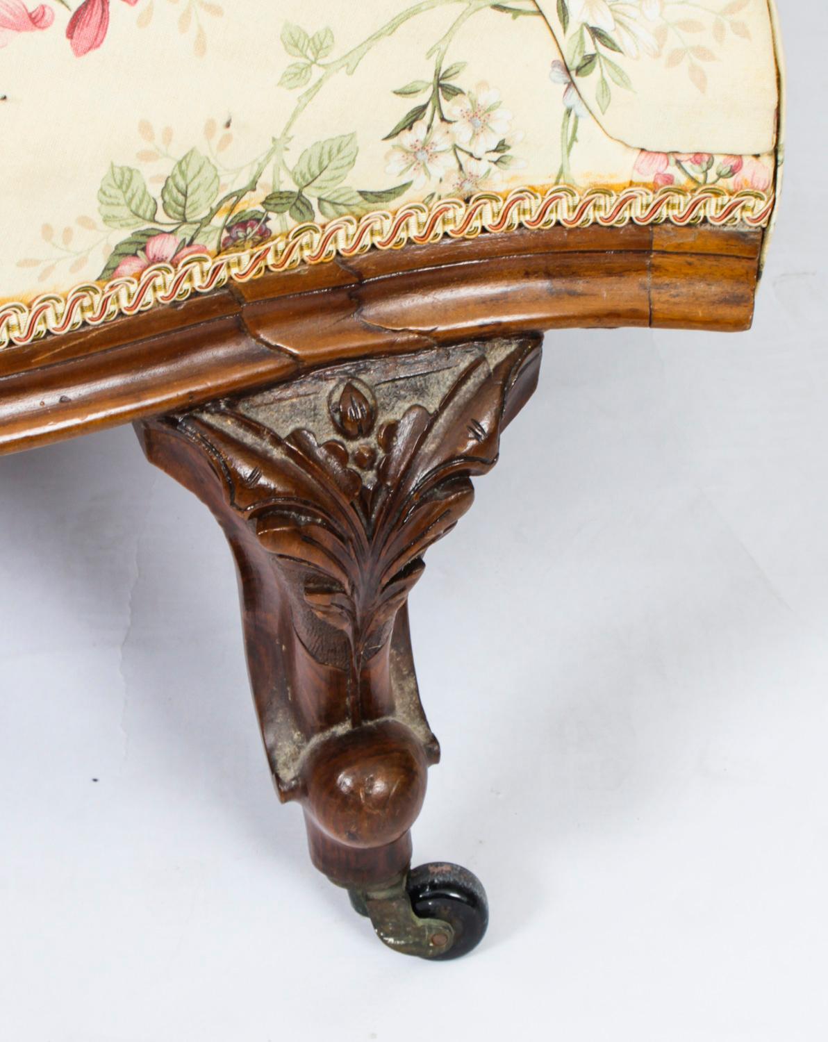 Antique Victorian Walnut Love Seat Conversation Settee, 19th Century 8