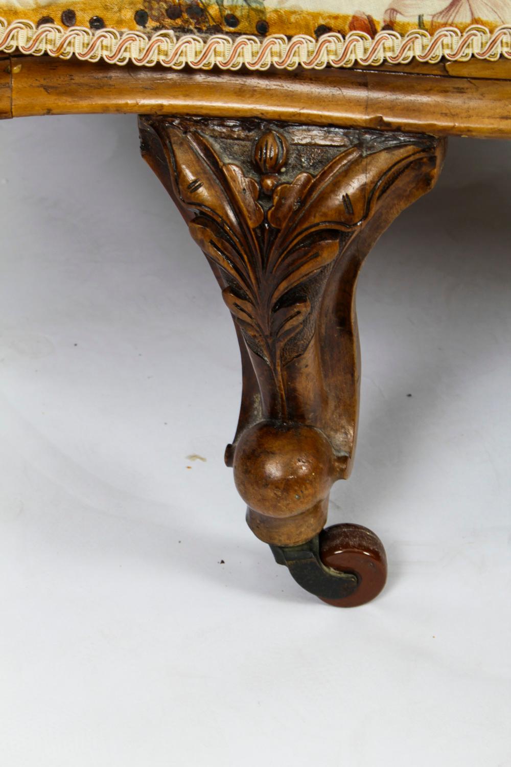 Antique Victorian Walnut Love Seat Conversation Settee, 19th Century 11