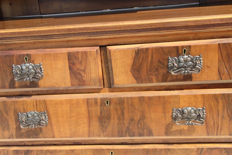 Antique Victorian Walnut Mirrored Vanity Dresser For Sale at 1stDibs