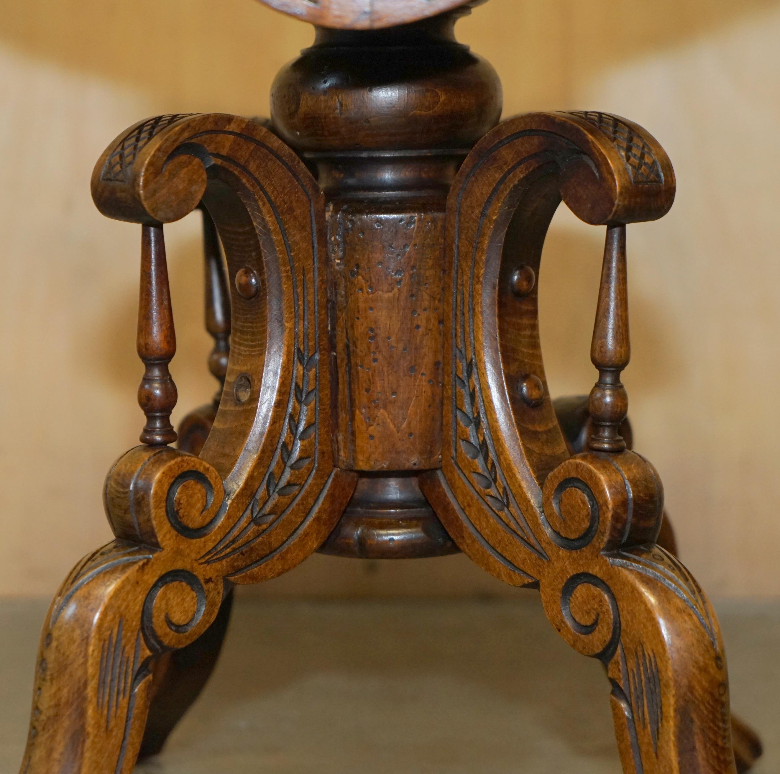 ANTIQUE ViCTORIAN WALNUT MUSIC DRESSING TABLE STOOL DECORATIVE BASE CURVED SEAT For Sale 1
