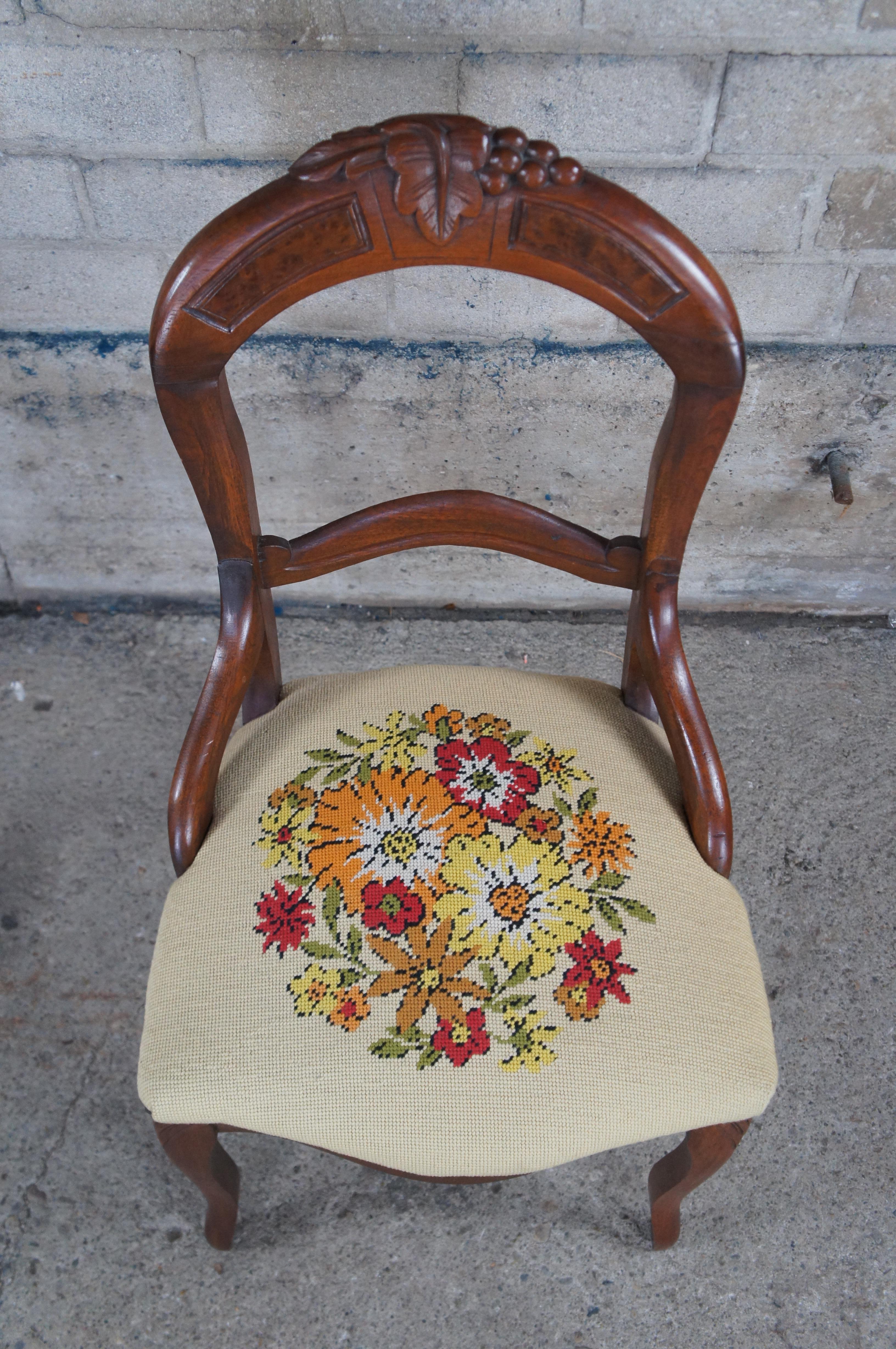Silla auxiliar de comedor antigua victoriana de nogal con respaldo en globo en Bueno estado para la venta en Dayton, OH