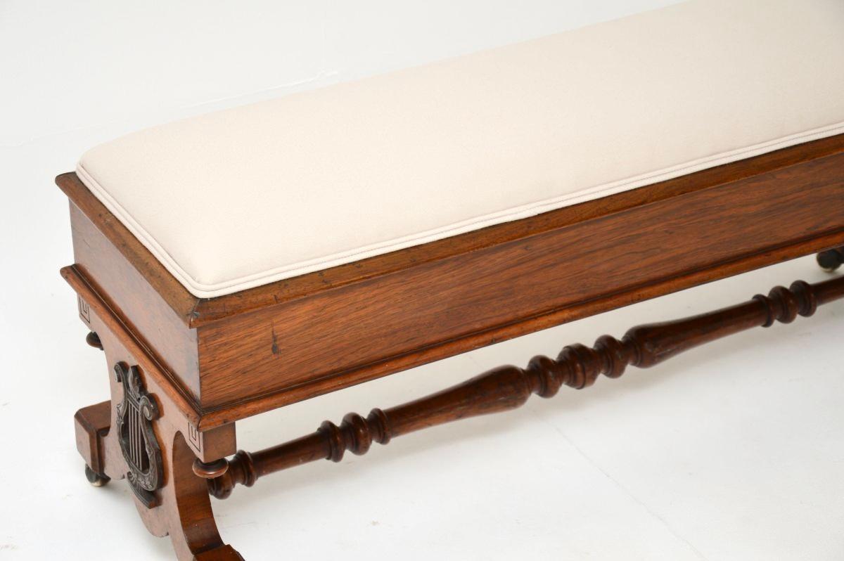 Mid-19th Century Antique Victorian Walnut Piano Duet Stool / Bench For Sale