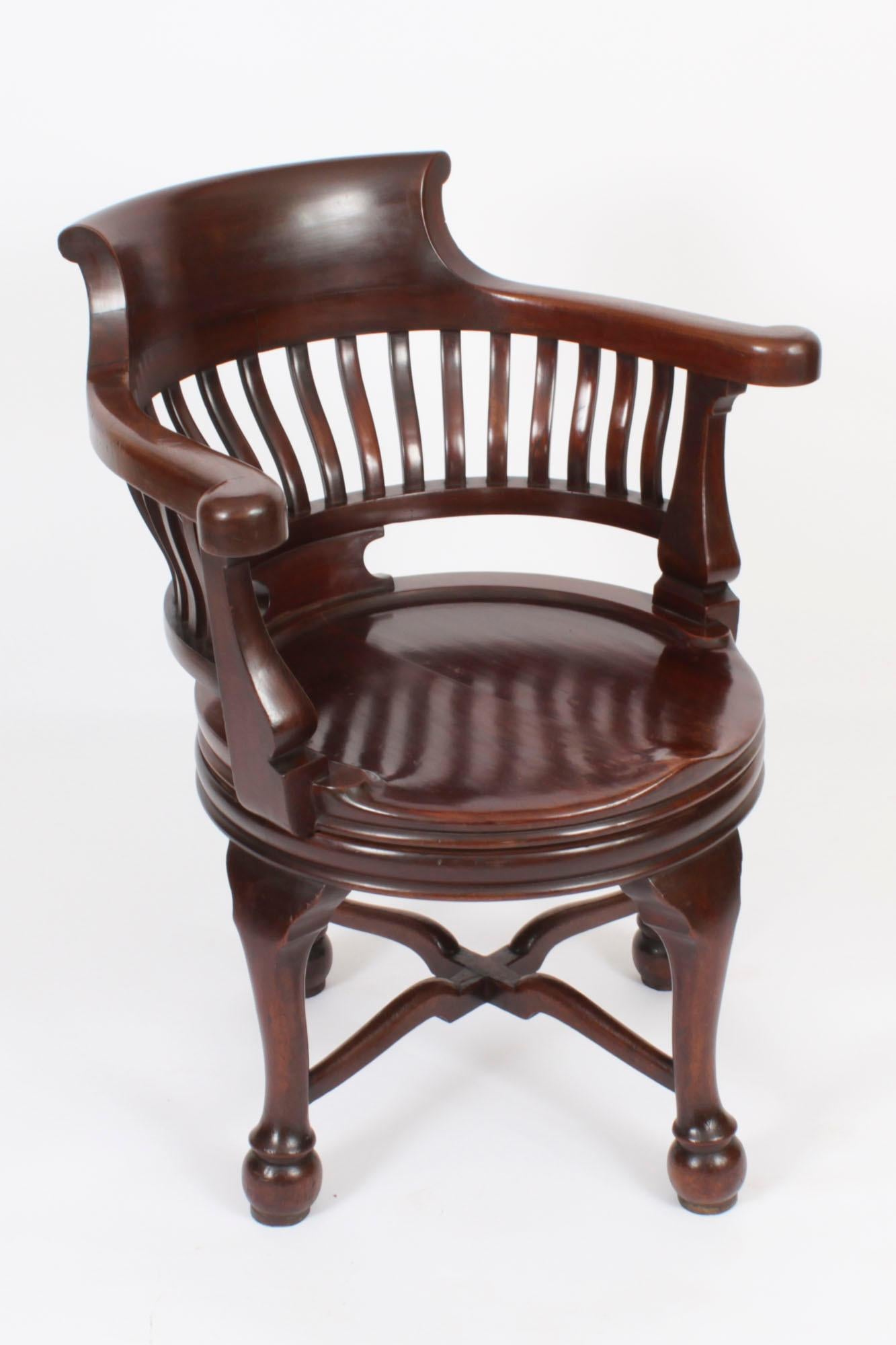 Antique Victorian Walnut Revolving Desk Chair c.1880 19th Century For Sale 8