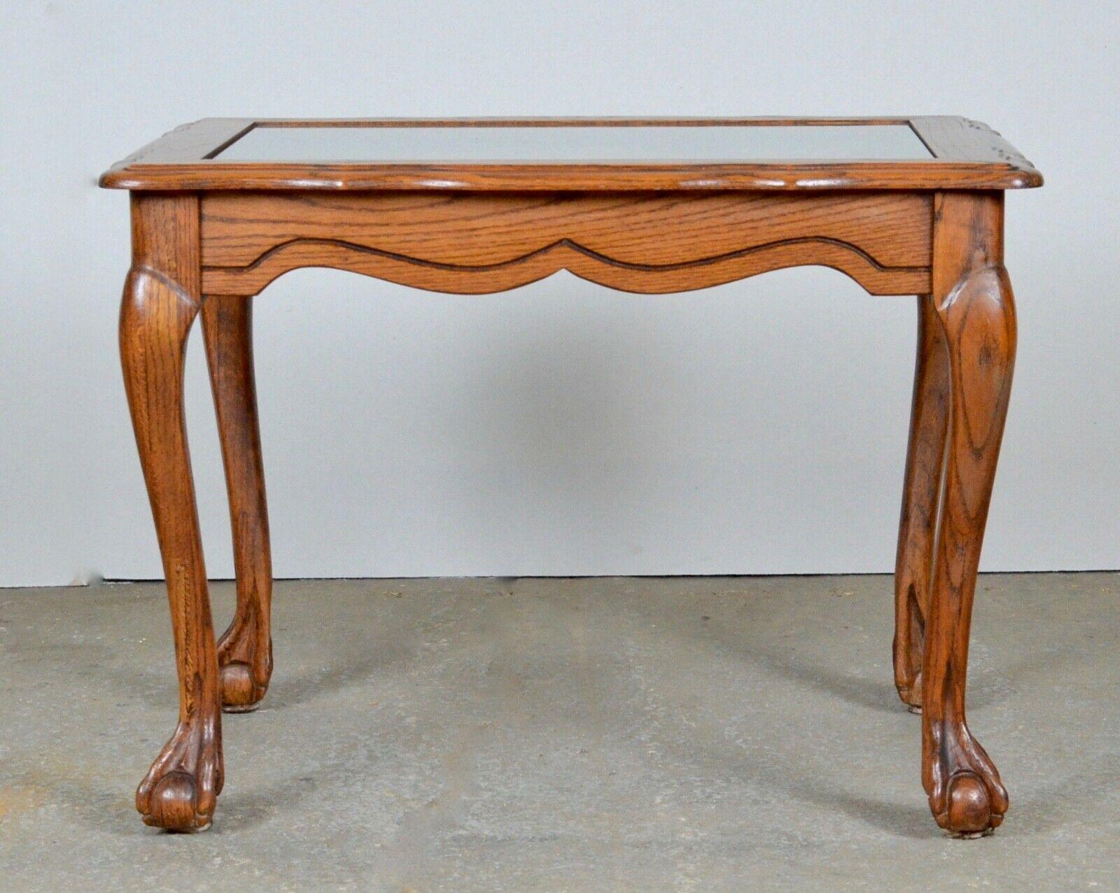 We are delighted to offer for sale this lovely antique victorian walnut showcase display side table. It has traditionally shaped legs with boldly carved claw and ball feet. The table is in excellent condition.

Dimensions

Height : 57cm
Width: