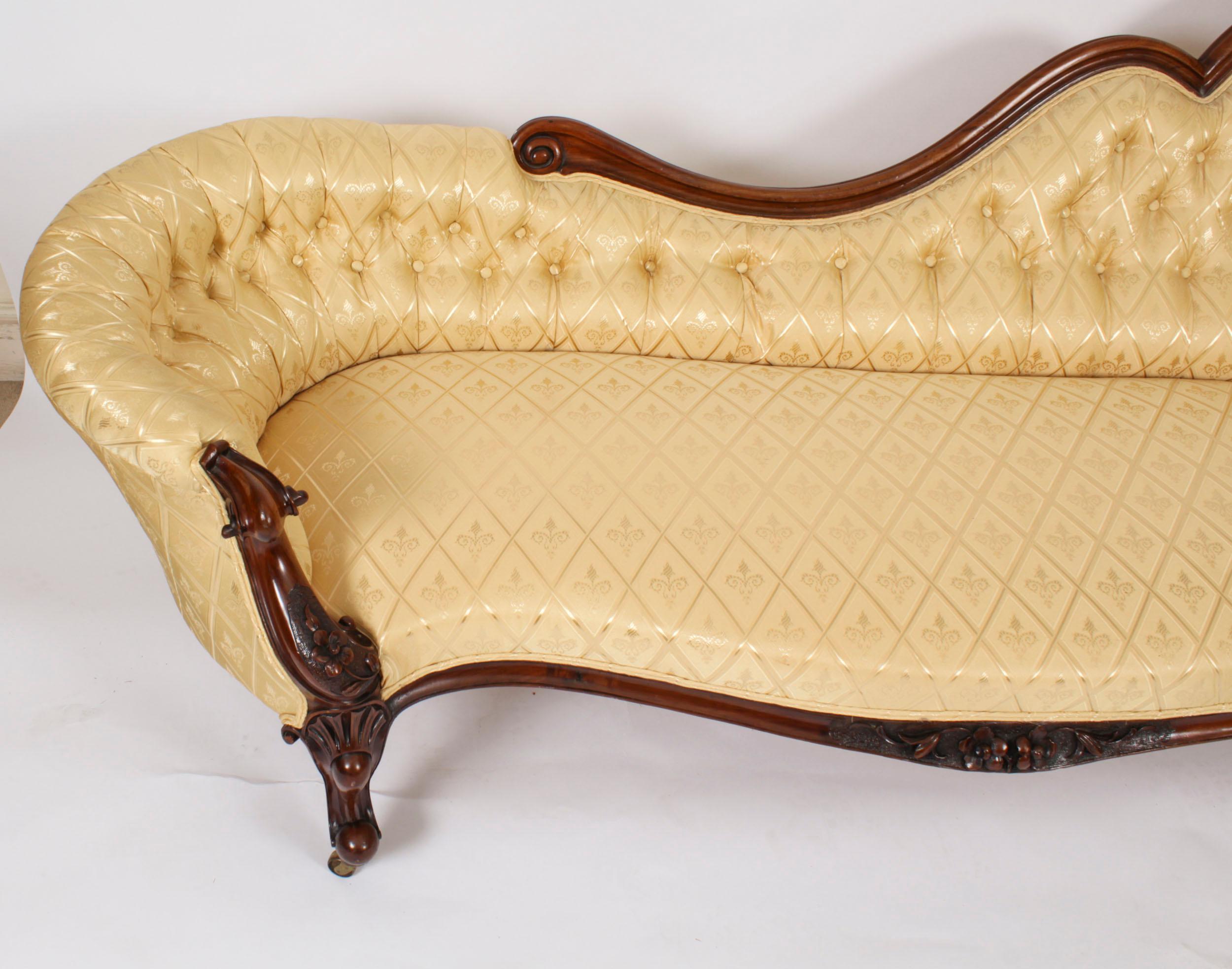 Antique Victorian Walnut Sofa Chaise Longue Settee 19th Century For Sale 1