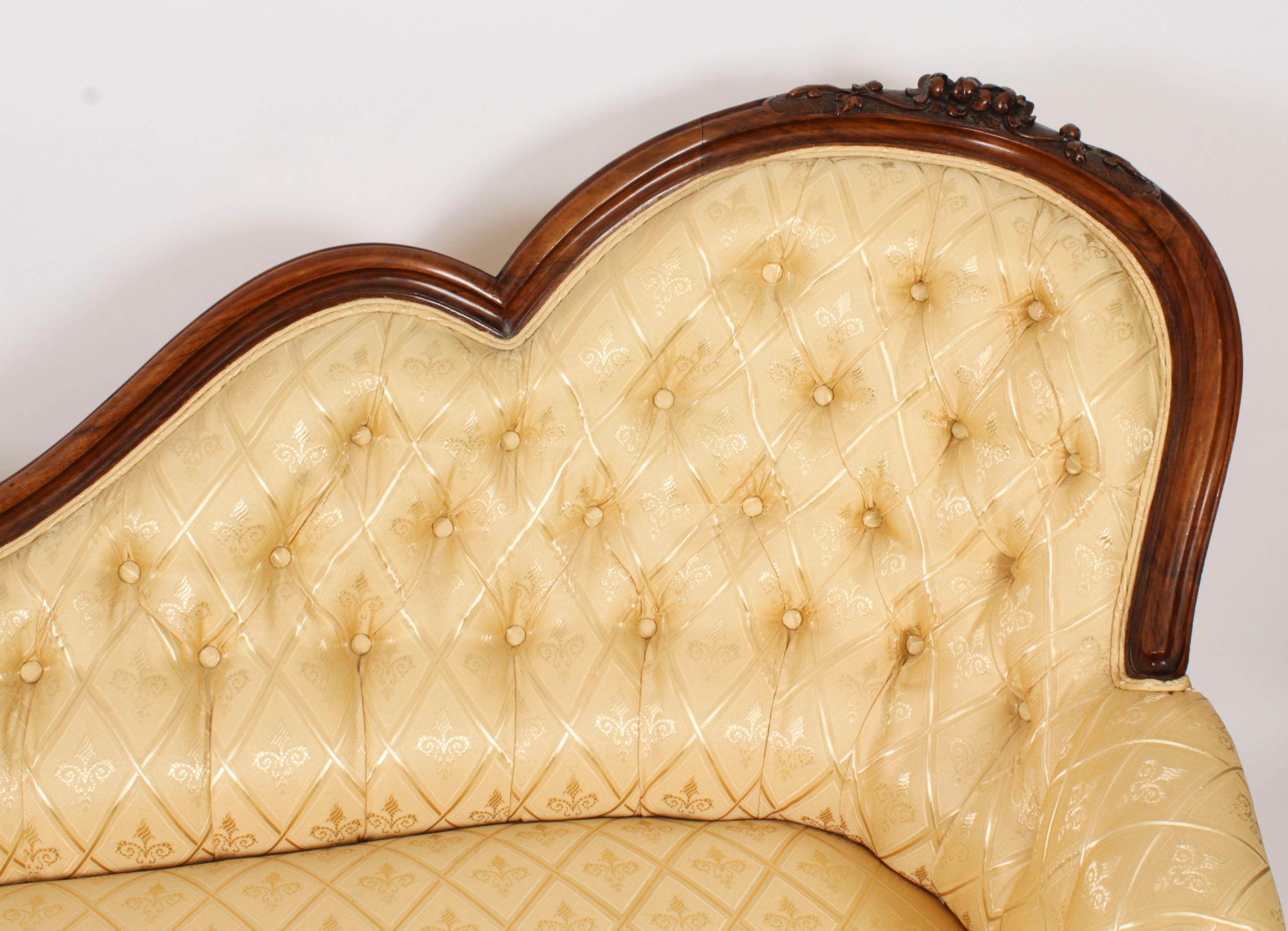 Antique Victorian Walnut Sofa Chaise Longue Settee 19th Century en vente 2