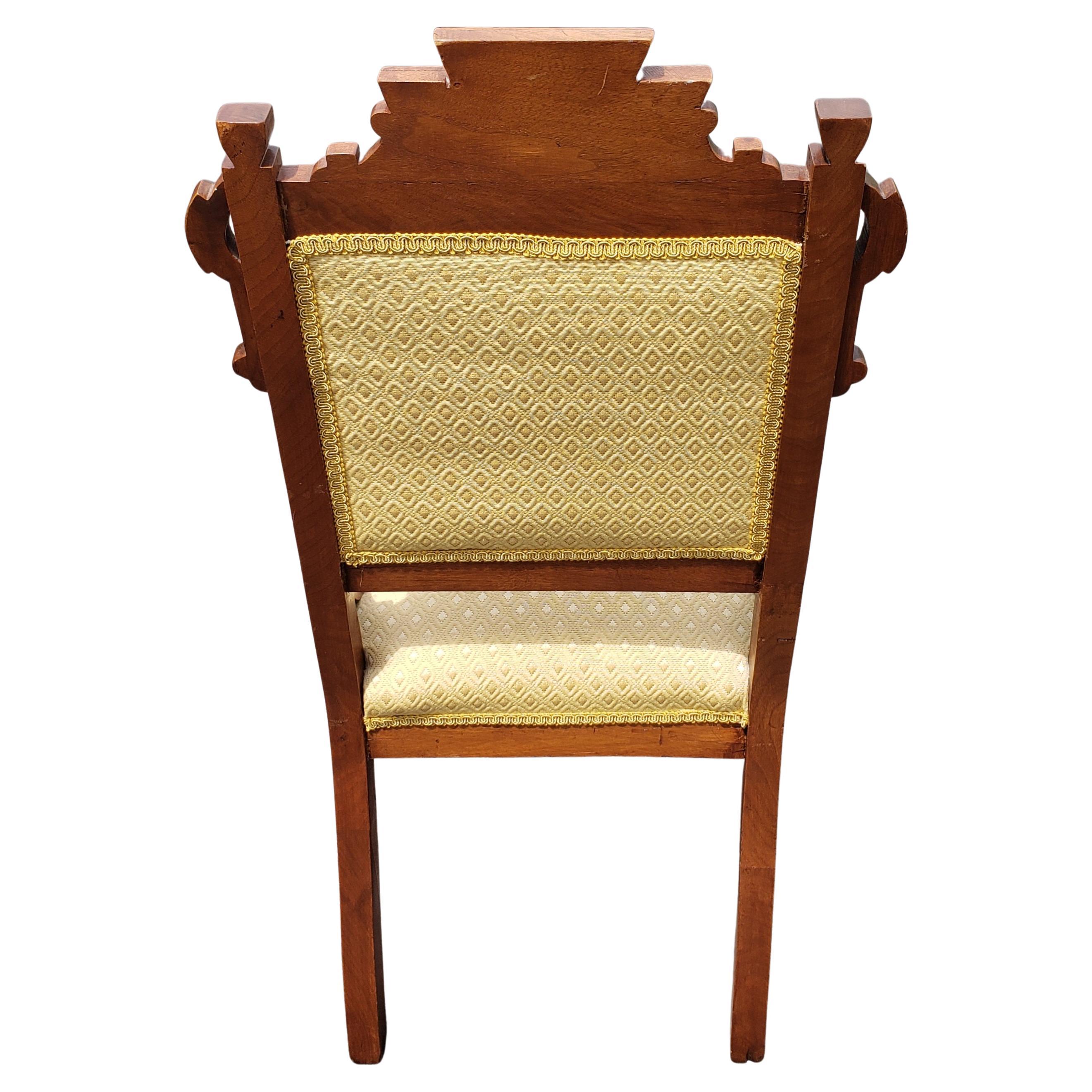 Antique Victorian Walnut Upholstered Tufted Parlor Chair, Circa 1880s In Good Condition For Sale In Germantown, MD
