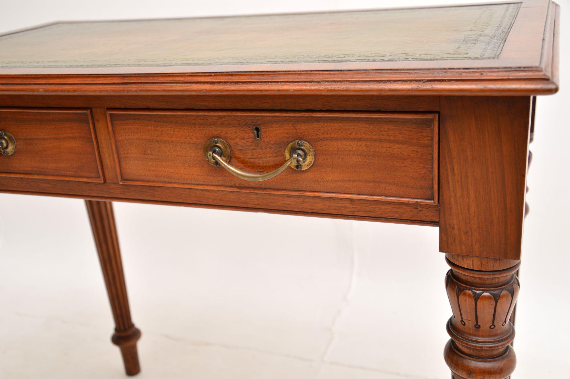 Antique Victorian Walnut Writing Table / Desk 3