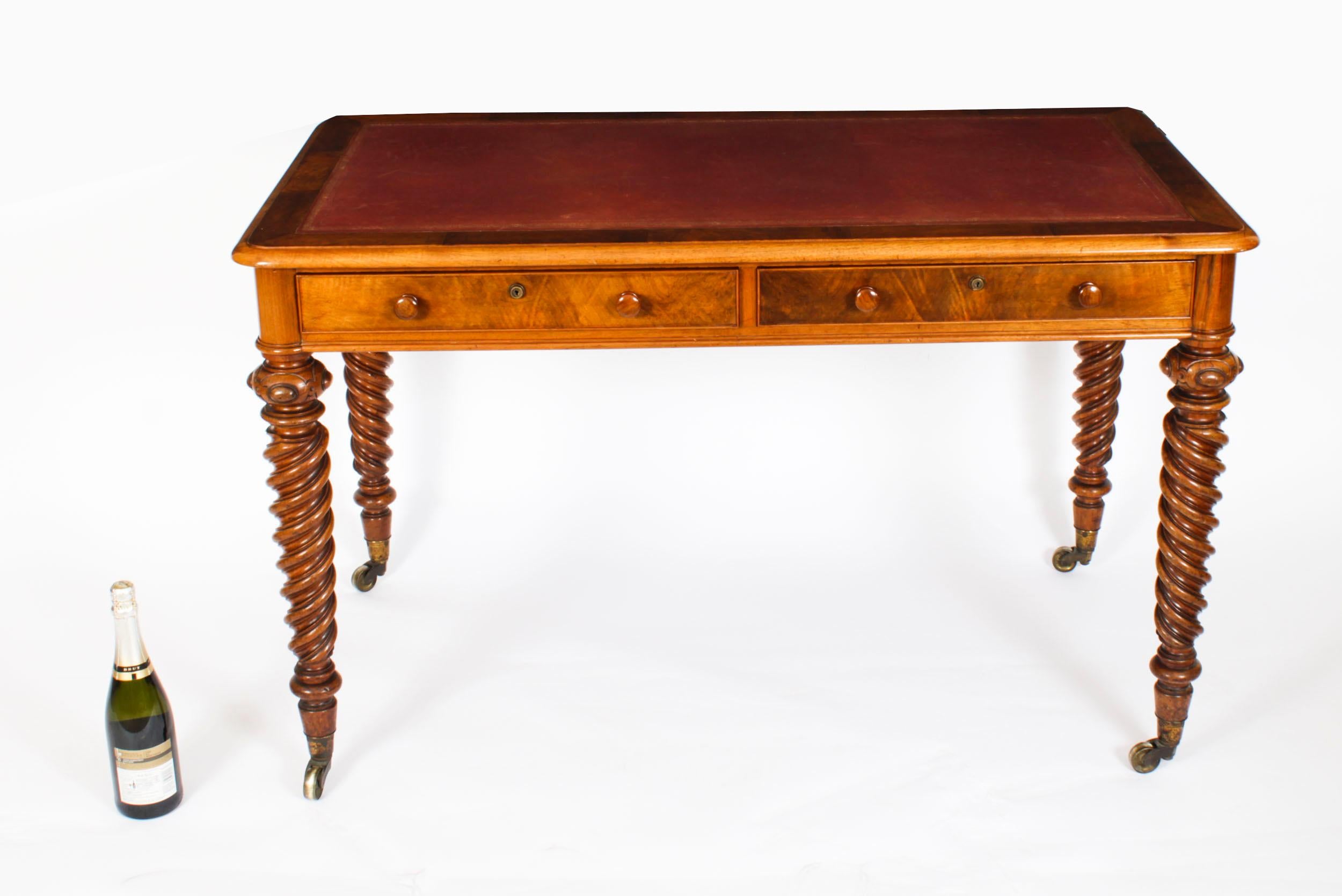 Ancienne table à écrire victorienne en noyer Bureau Hindley & Sons 19ème siècle en vente 12