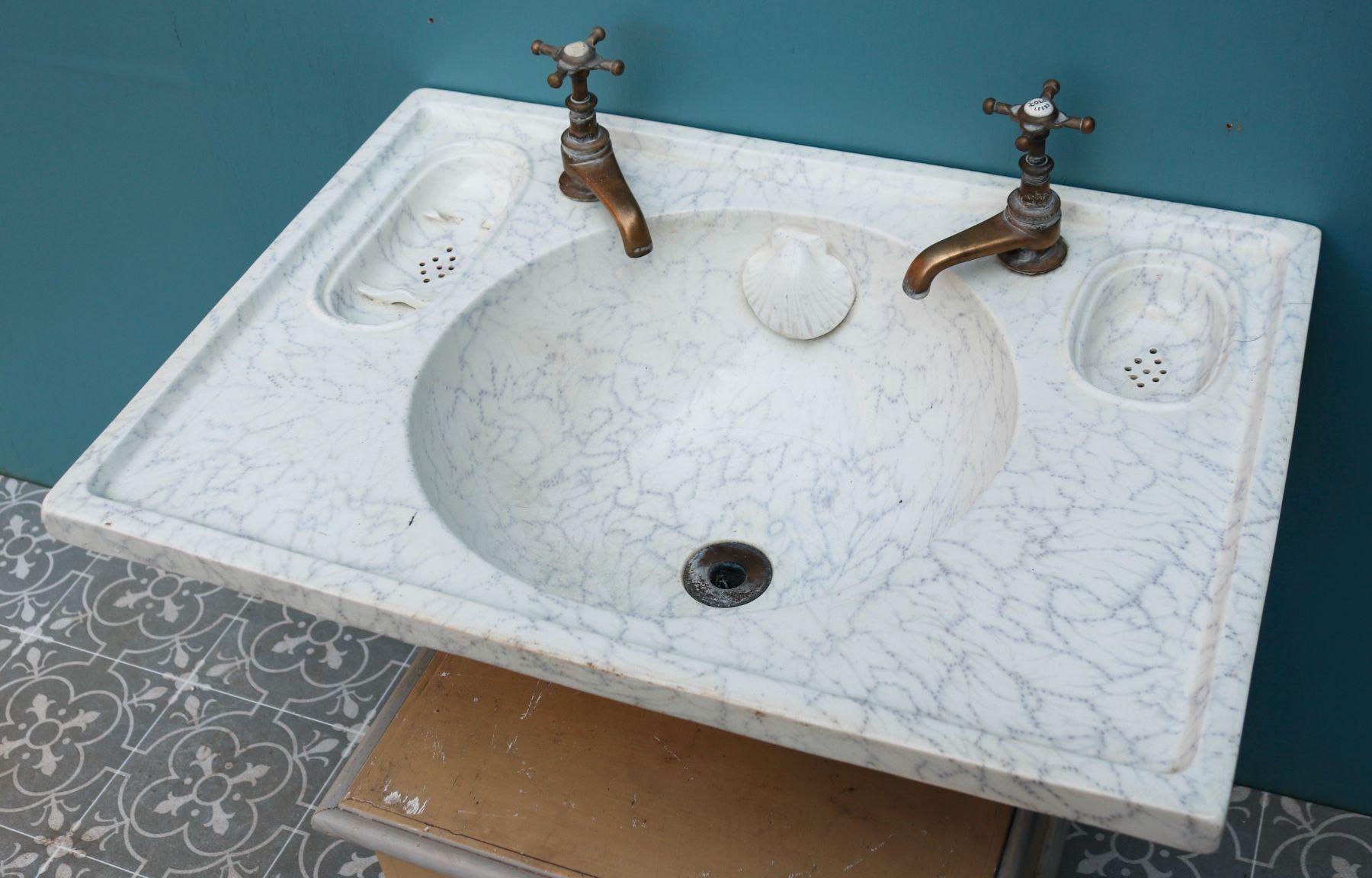 Antique Victorian Wash Basin or Sink For Sale 2
