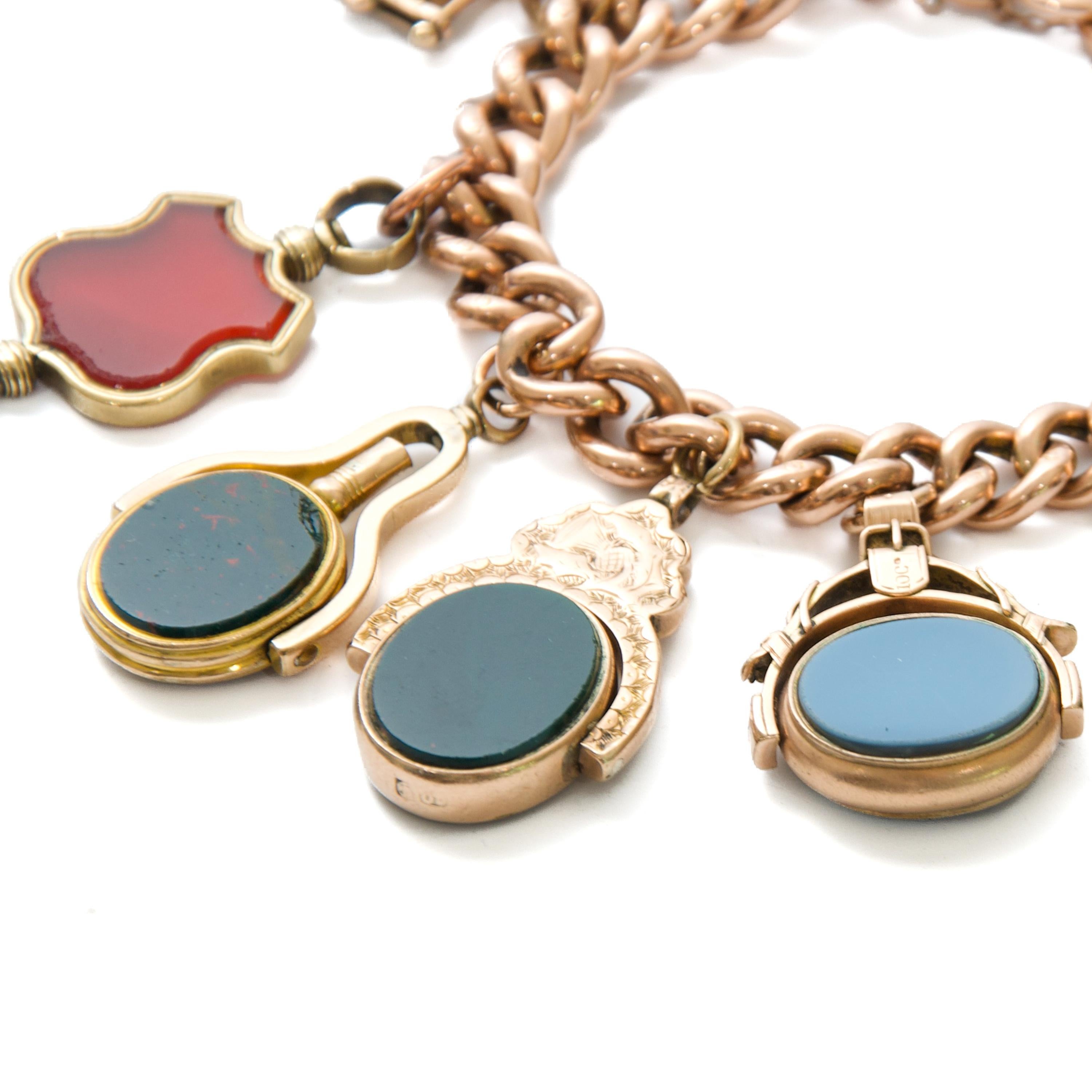 Taglio misto Antico orologio con pietre preziose, portachiavi, braccialetto a catena con charme in vendita
