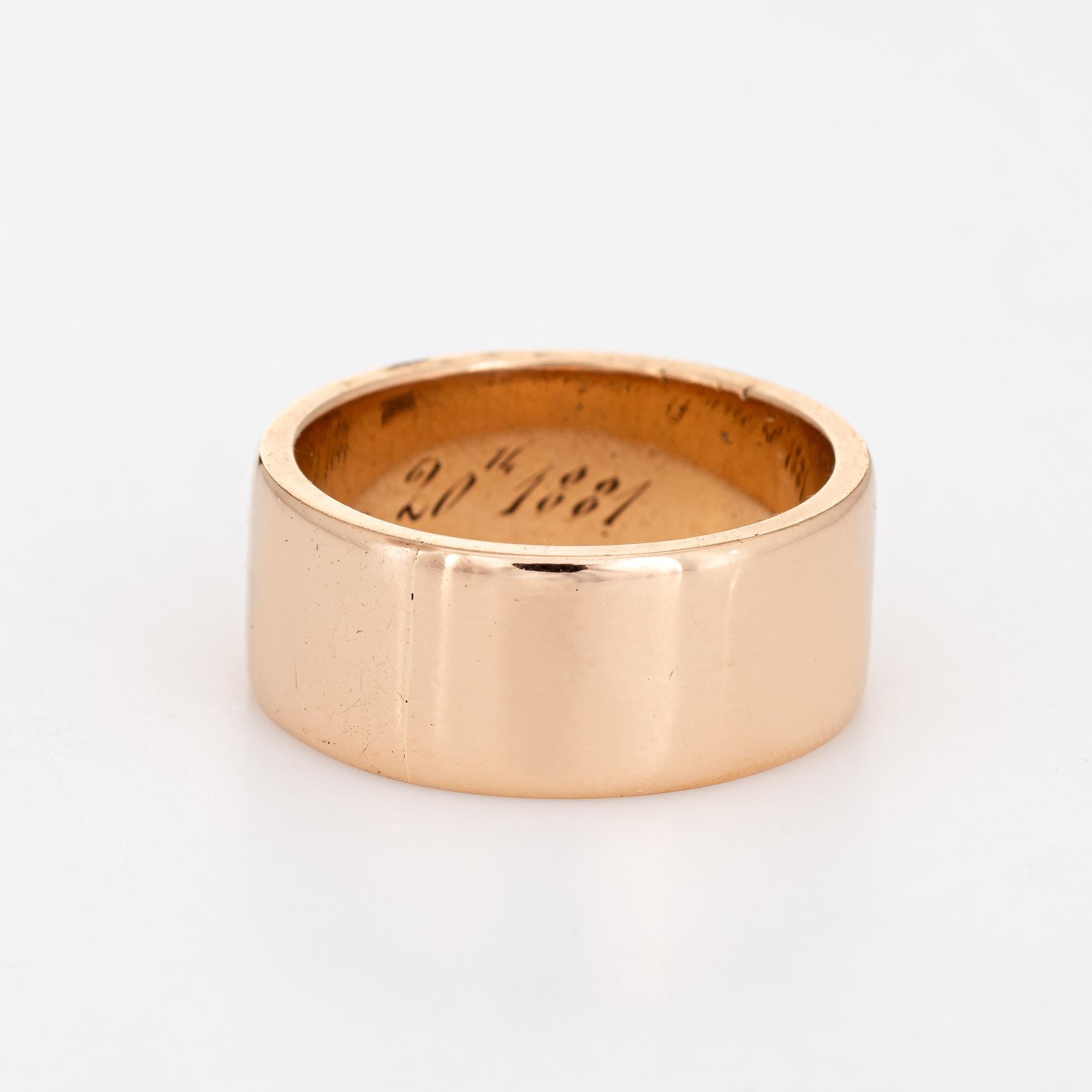 Antique Victorian Wedding Band circa 1881 Vintage 18 Karat Rose Gold Wide Ring In Good Condition In Torrance, CA