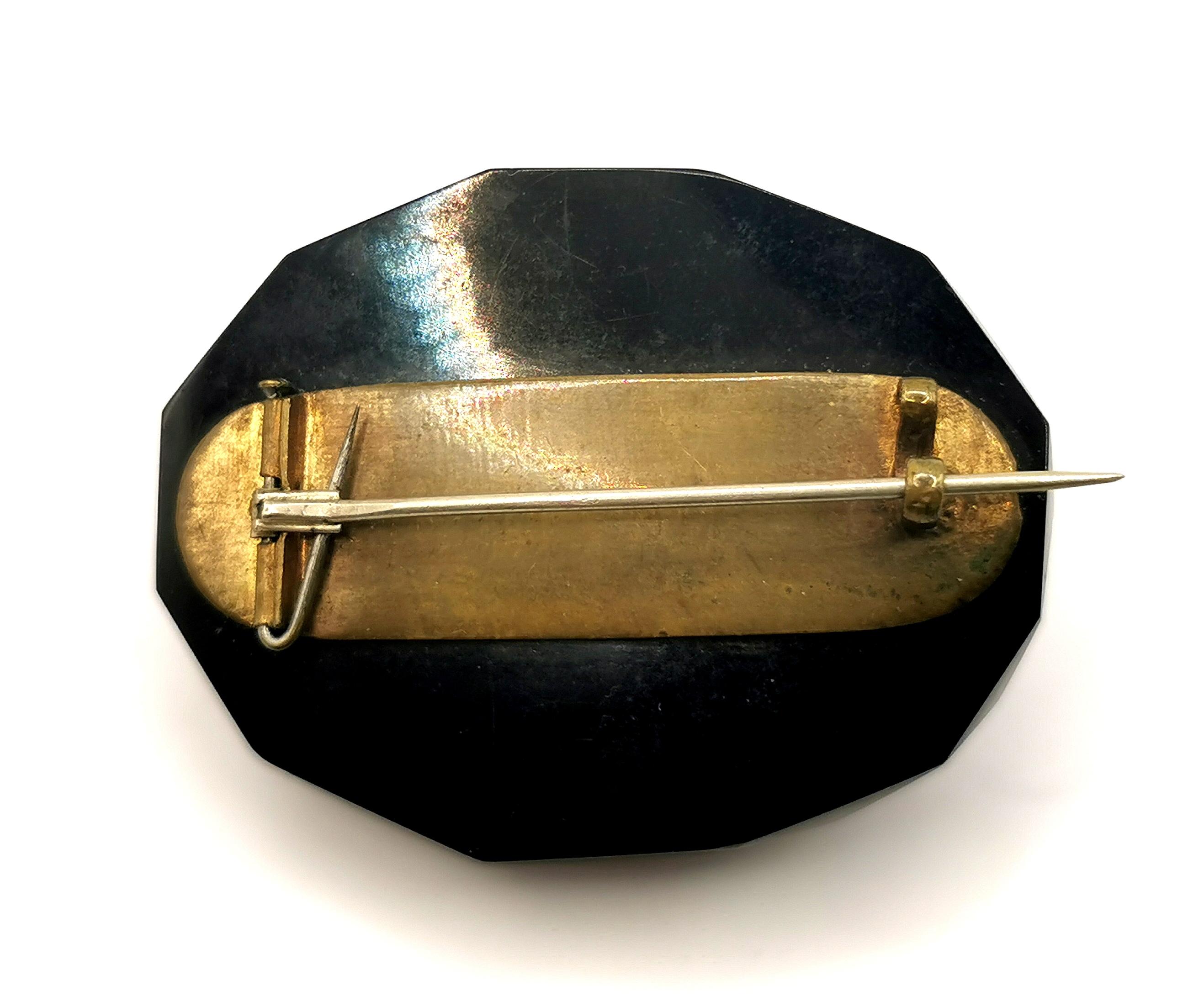 Antique Victorian Whitby Jet brooch, oval faceted 4