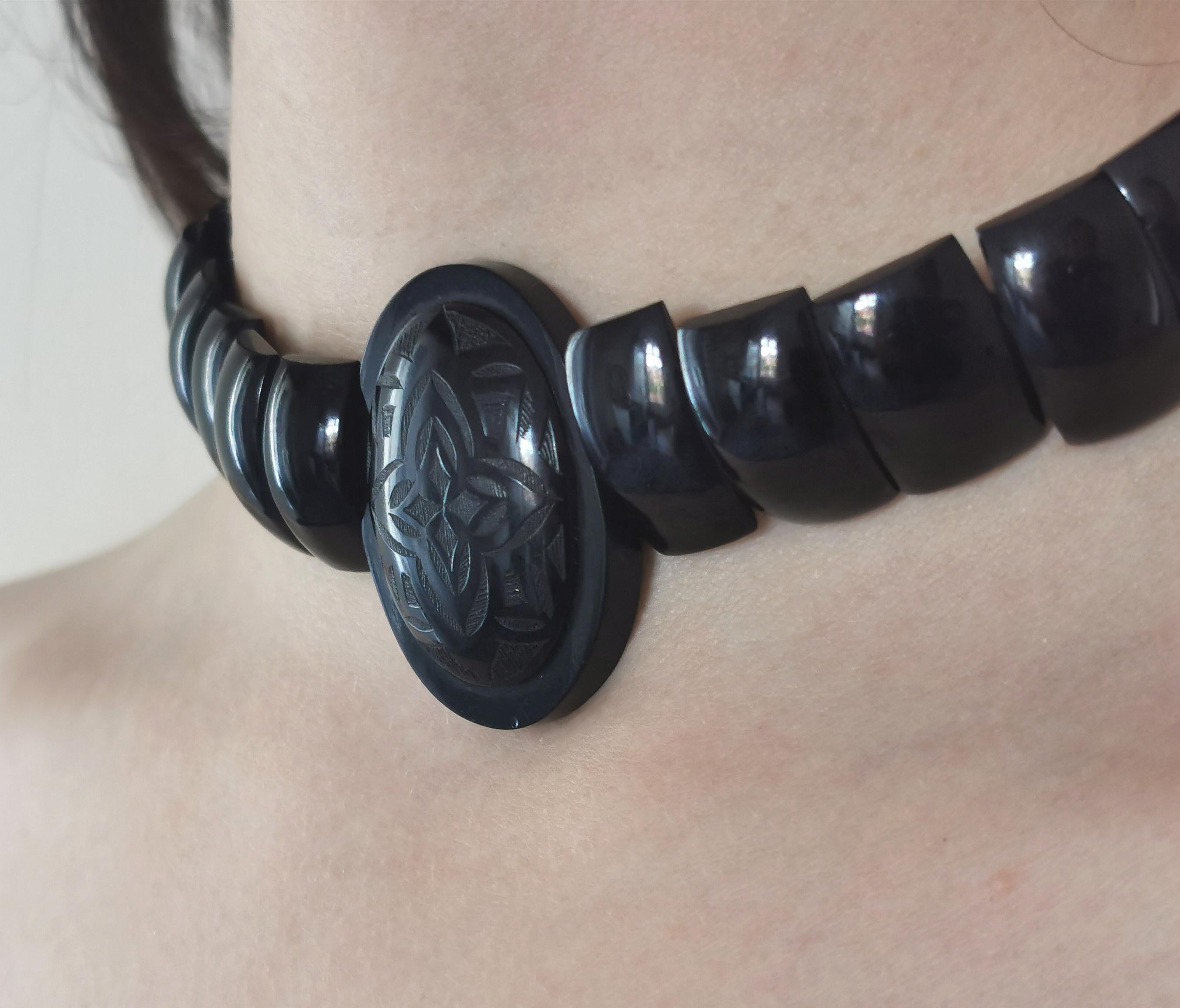 antique whitby jet necklace