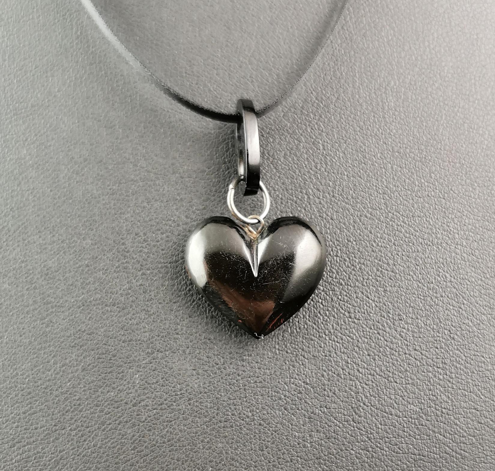 Antique Victorian Whitby Jet heart pendant, Puffy heart  For Sale 4