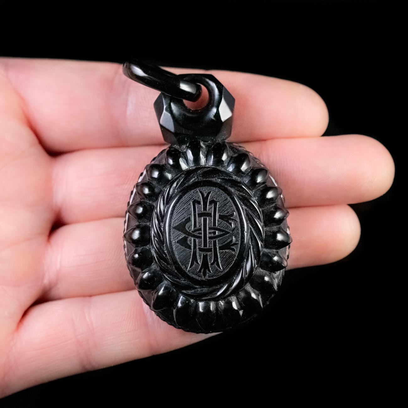 Antique Victorian Whitby Jet Locket Silver, circa 1860 For Sale 2