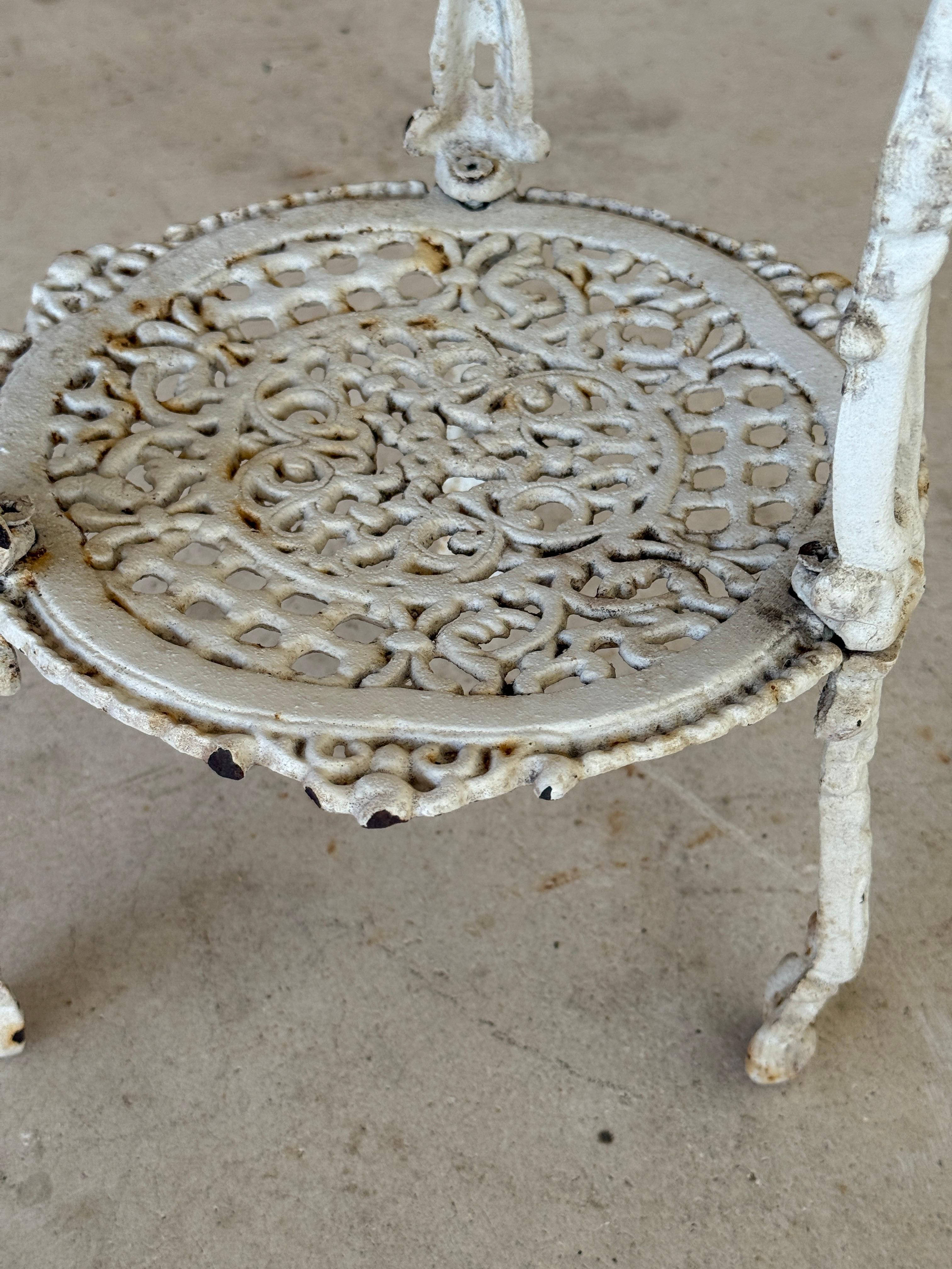 20th Century Antique Victorian White Cast Iron Three-Tier Plant Stand or Sellette For Sale