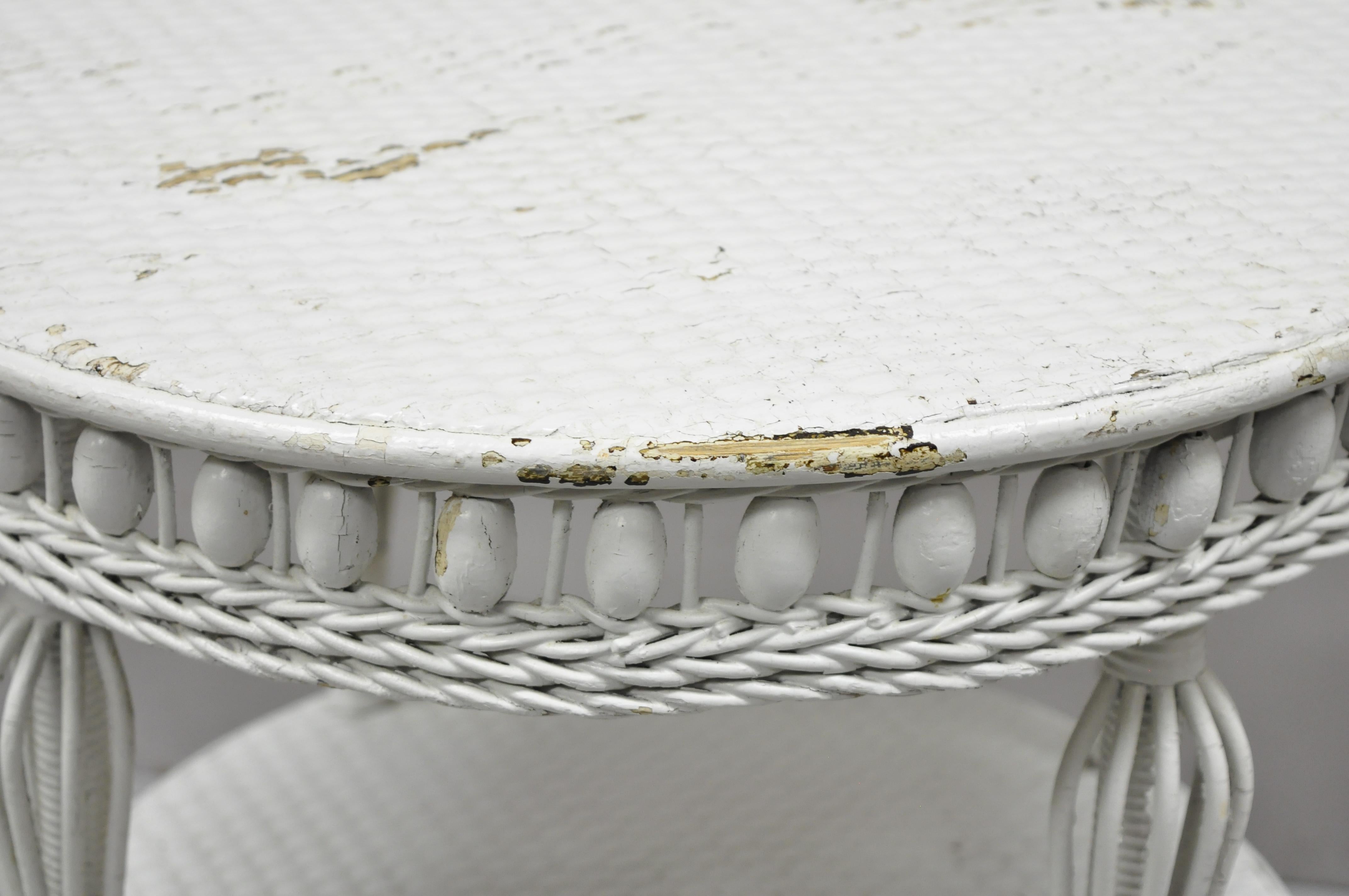 Antique Victorian White Wicker 2 Tier Round Accent Sunroom Parlor Lamp Table 2