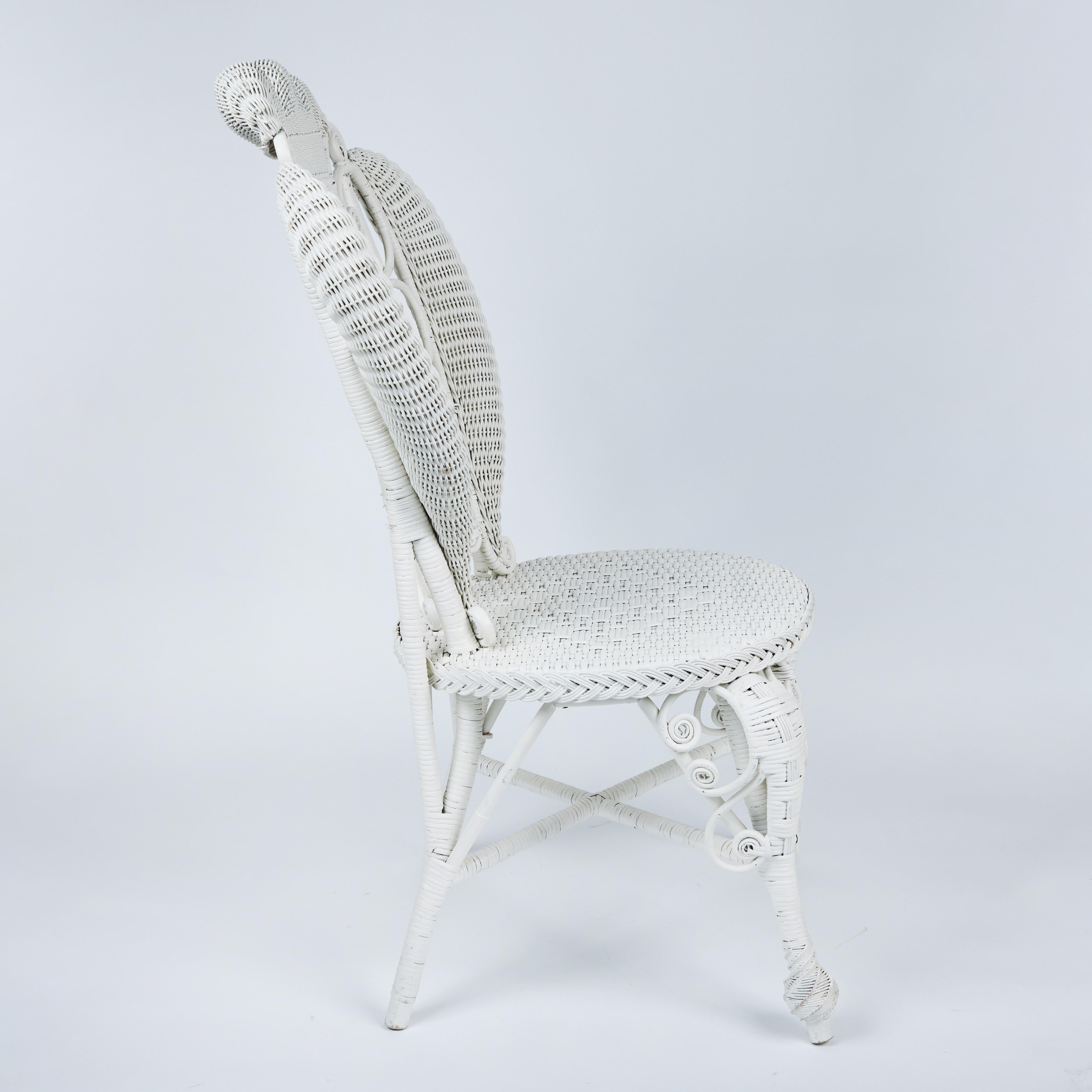 Antique Victorian White Wicker Chair In Good Condition In Pasadena, CA