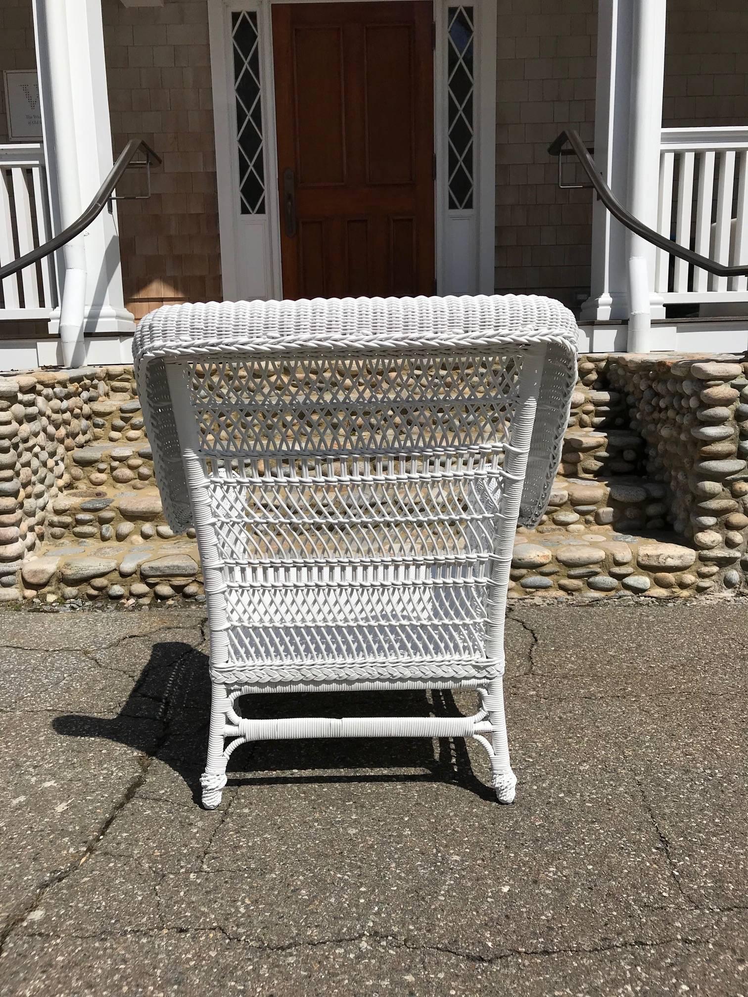 Hand-Woven Antique Victorian Wicker Six-Legged Chair