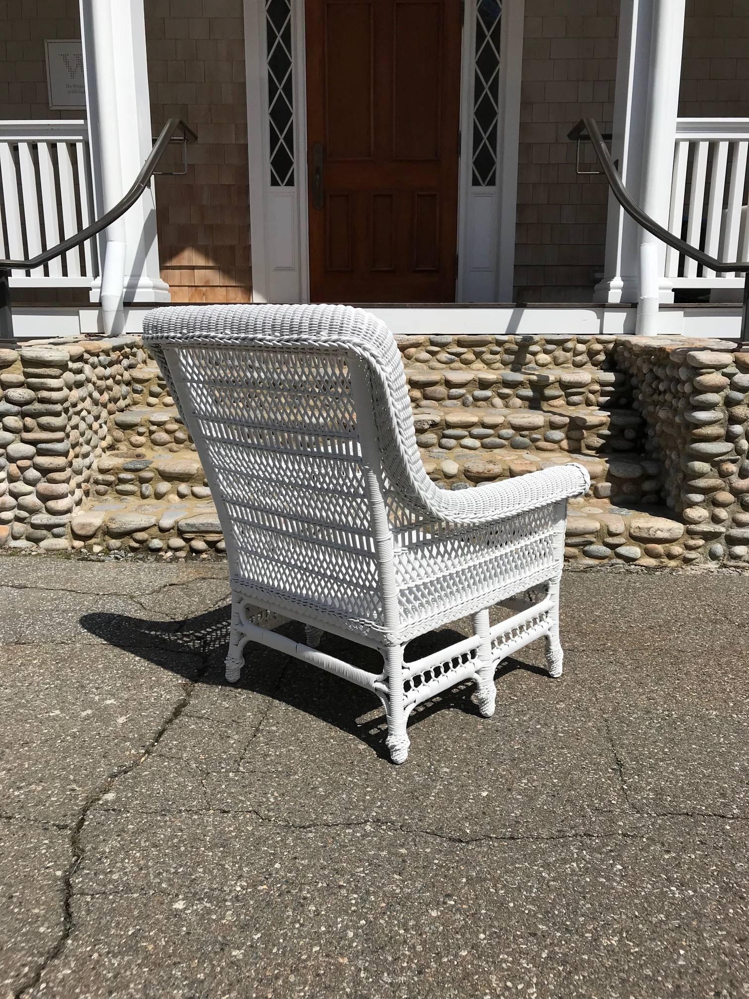 Antique Victorian Wicker Six-Legged Chair In Excellent Condition In Old Saybrook, CT