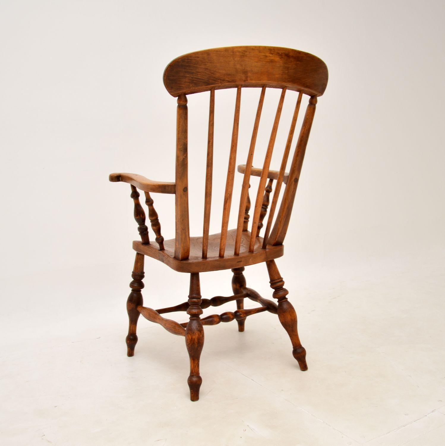 Mid-19th Century Antique Victorian Windsor Armchair For Sale