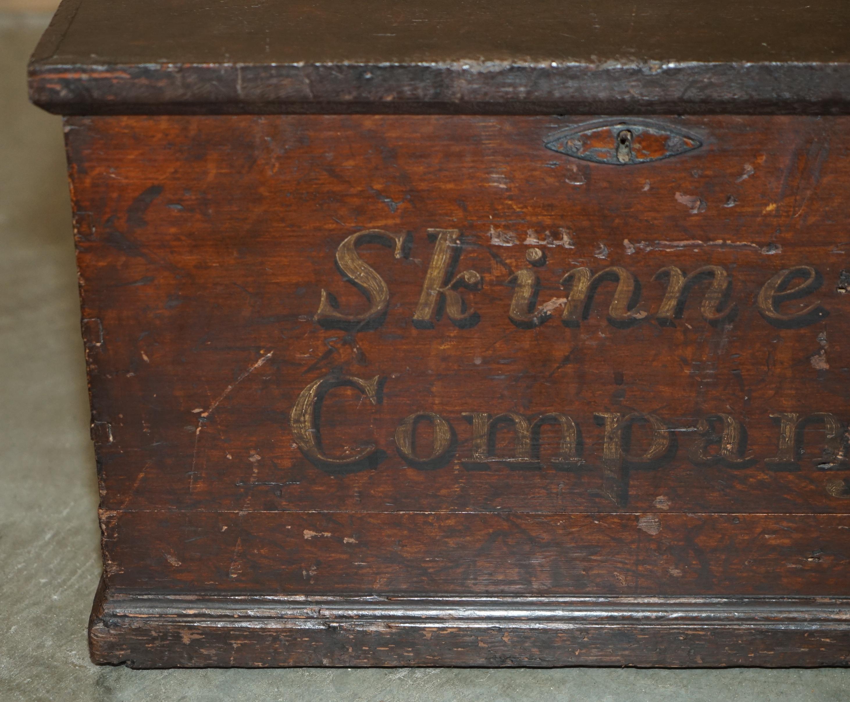 Hand-Crafted ANTIQUE ViCTORIAN WORSHIPFUL COMPANY OF SKINNERS CAMPAIGN CHEST PART OF A SUITE For Sale
