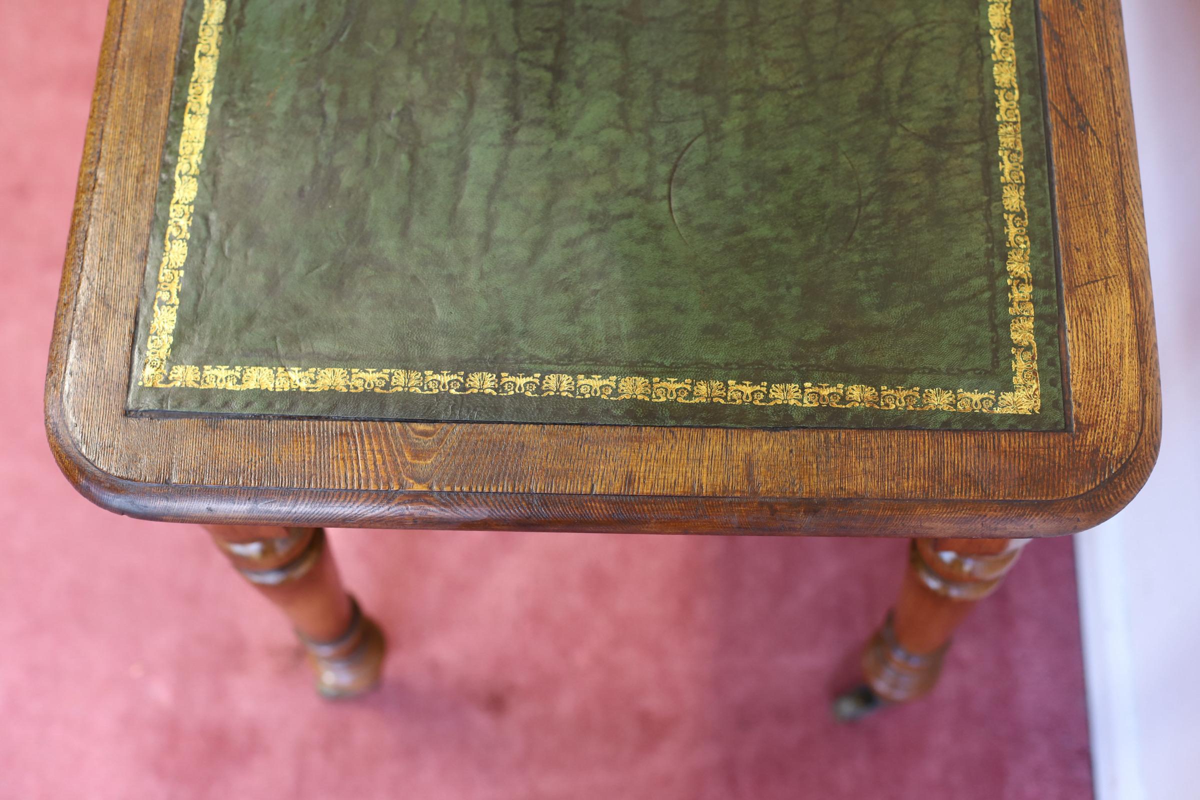 Antique Victorian Writing Desk  For Sale 9