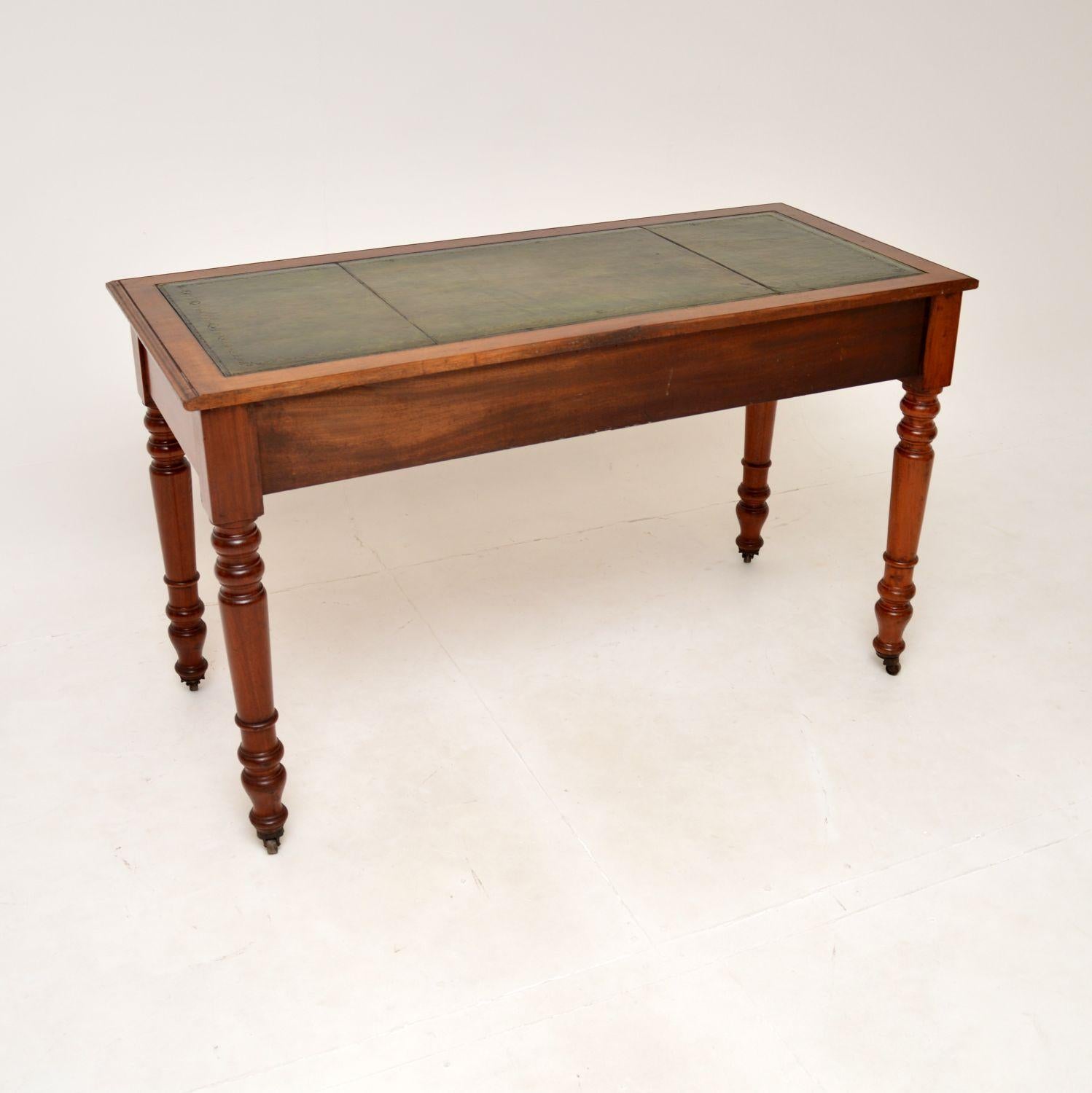 Antique Victorian Writing Table / Desk by James Shoolbred In Good Condition In London, GB