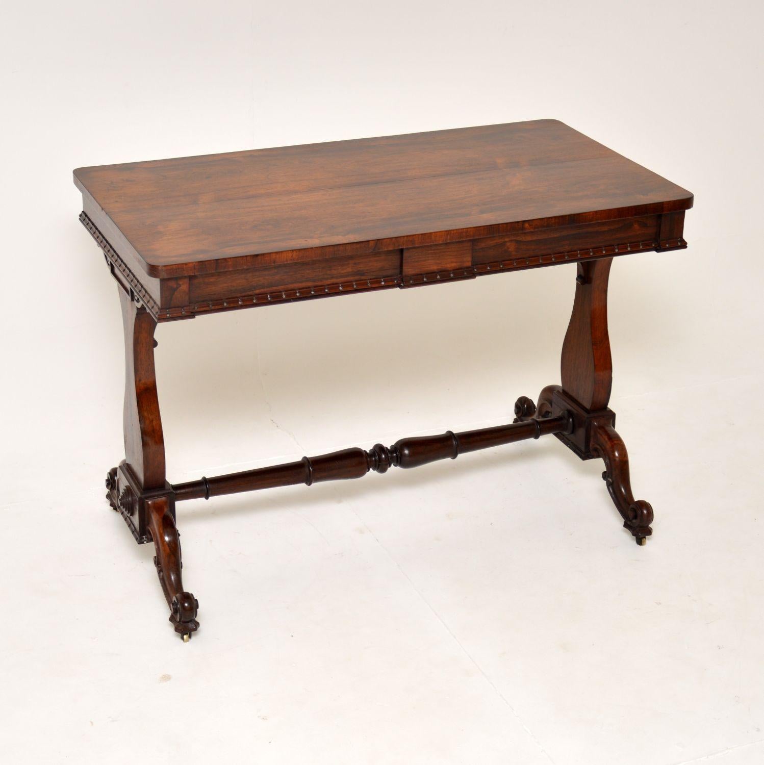 A fantastic original antique William IV wood writing table / desk of the highest order. This was made in England it dates from around 1830-1840.

It is a lovely size, fairly small and compact yet with plenty of workspace. There is beautiful