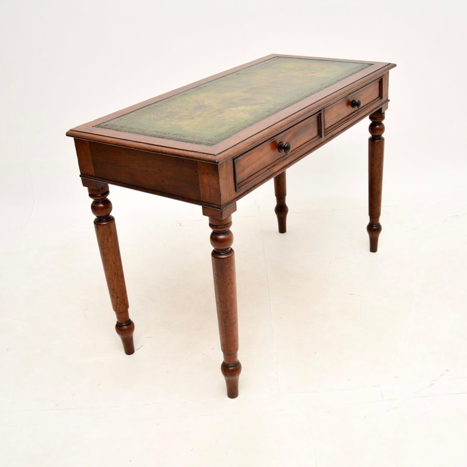 Britannique Antique table d'écriture victorienne / bureau en vente