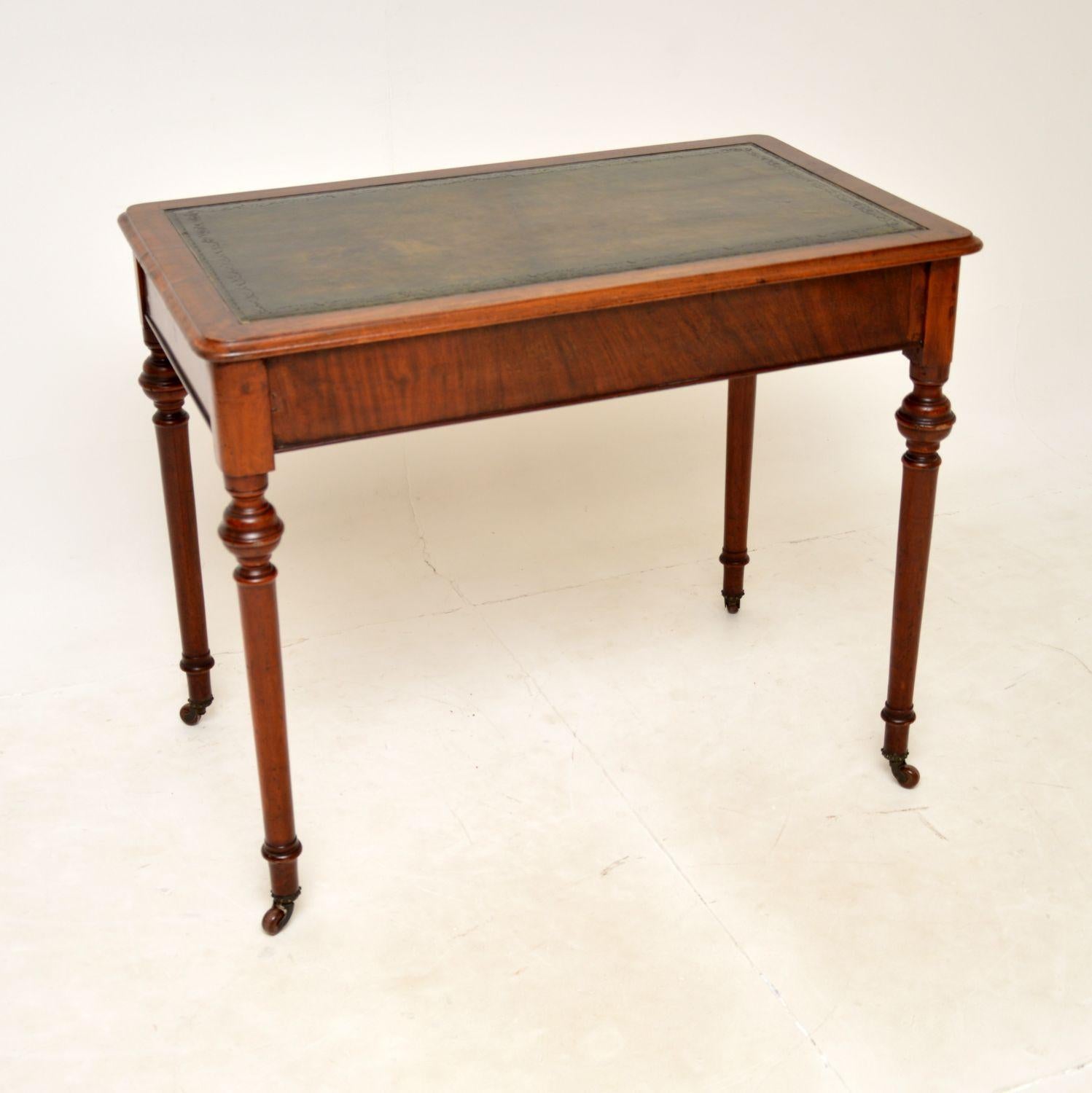 Late 19th Century Antique Victorian Writing Table / Desk For Sale