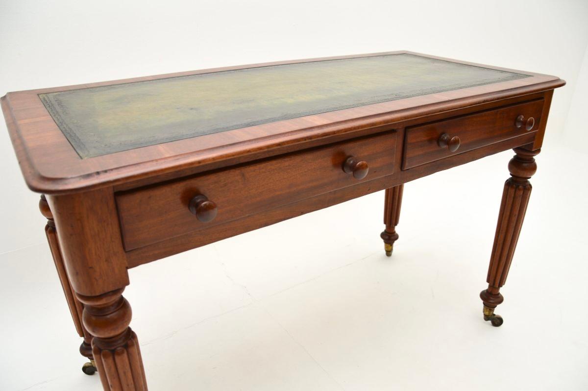 Antique table d'écriture victorienne / bureau en vente 1