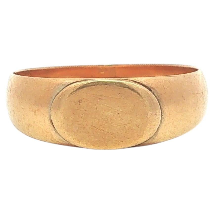 Bague ancienne en or jaune victorien 7.7mm de forme ovale East West Signet Band en vente