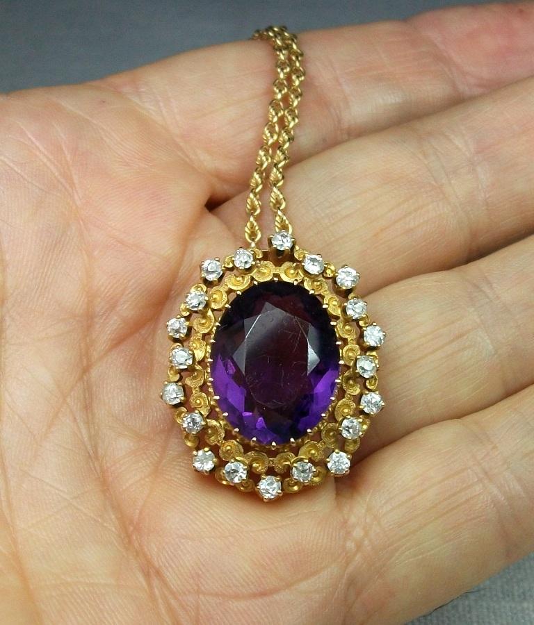 Antique Victorian Yellow Gold and 4.00 Carat Diamonds Amethyst Pendant Necklace For Sale 6