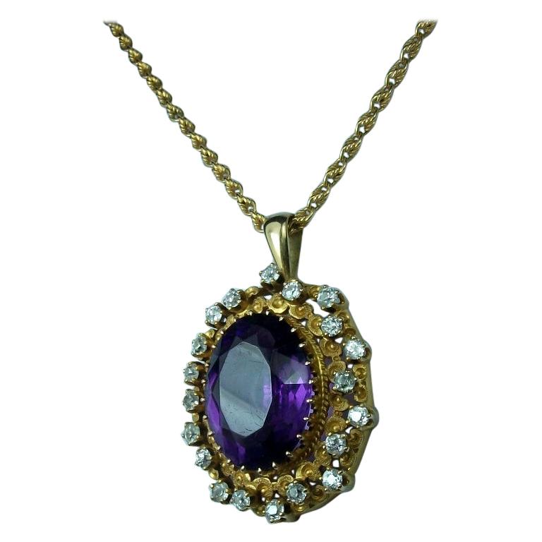 Antique Victorian Yellow Gold and 4.00 Carat Diamonds Amethyst Pendant Necklace For Sale